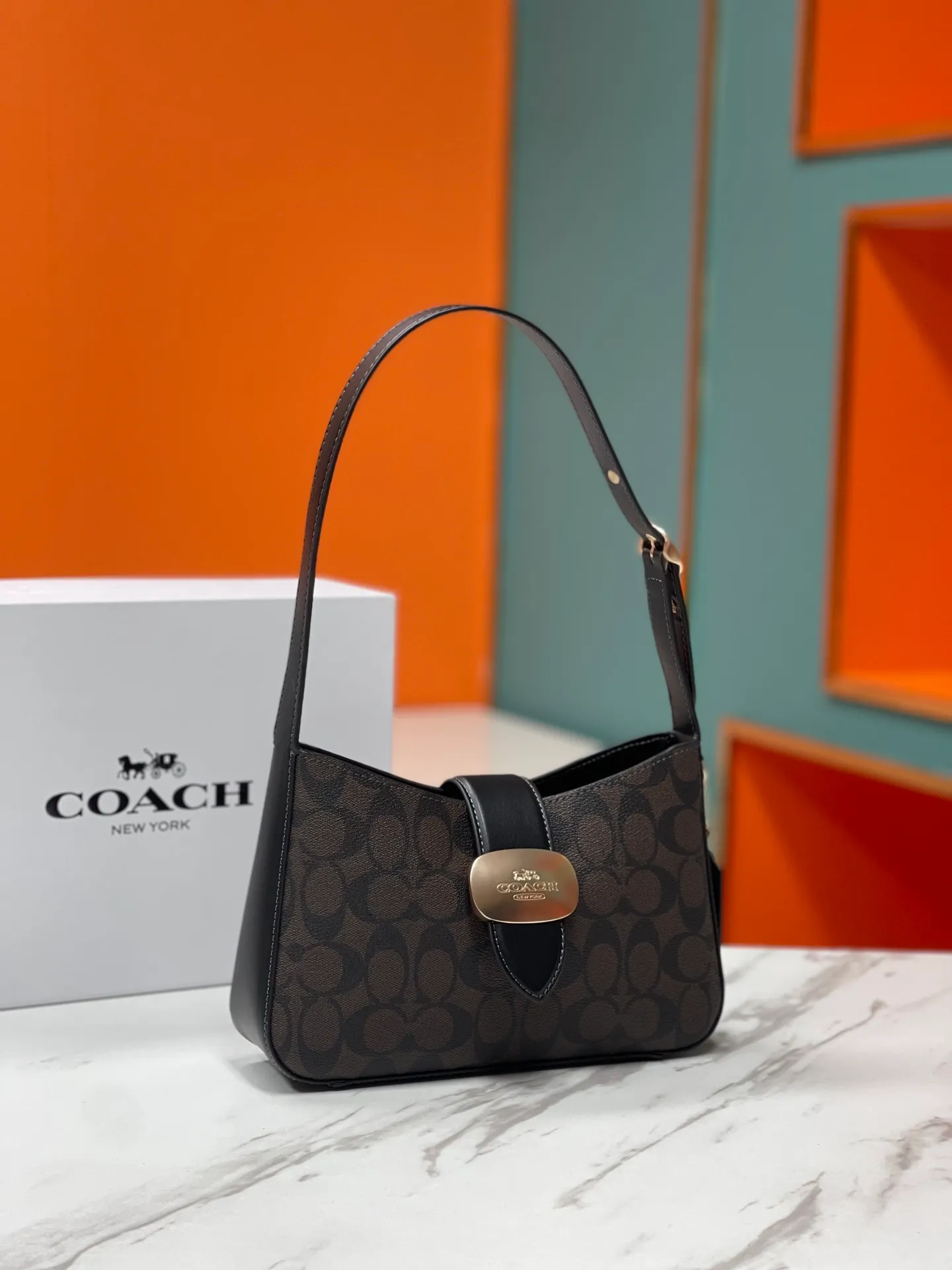 Batch 400💰Coach counter new Eliza hobo underarm bag, model CR528. Size 25X6X17