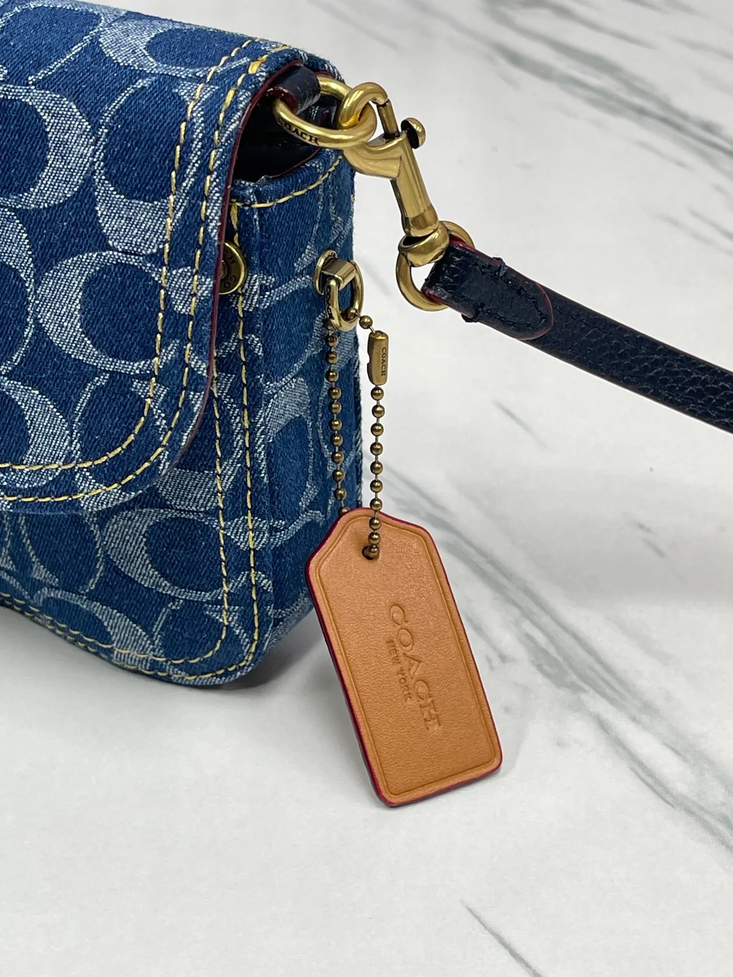 Top original order batch 420💰COACH new model CS126 counter synchronized Hayden crossbody bag fashionable simple versatile denim blue shoulder bag size 20*12*3