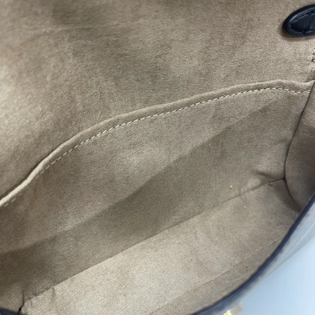 Batch 420💰COACH Classic Outlet New GRACE flip shoulder crossbody bag for women, model CC033. Size: 22X12.5X5.5