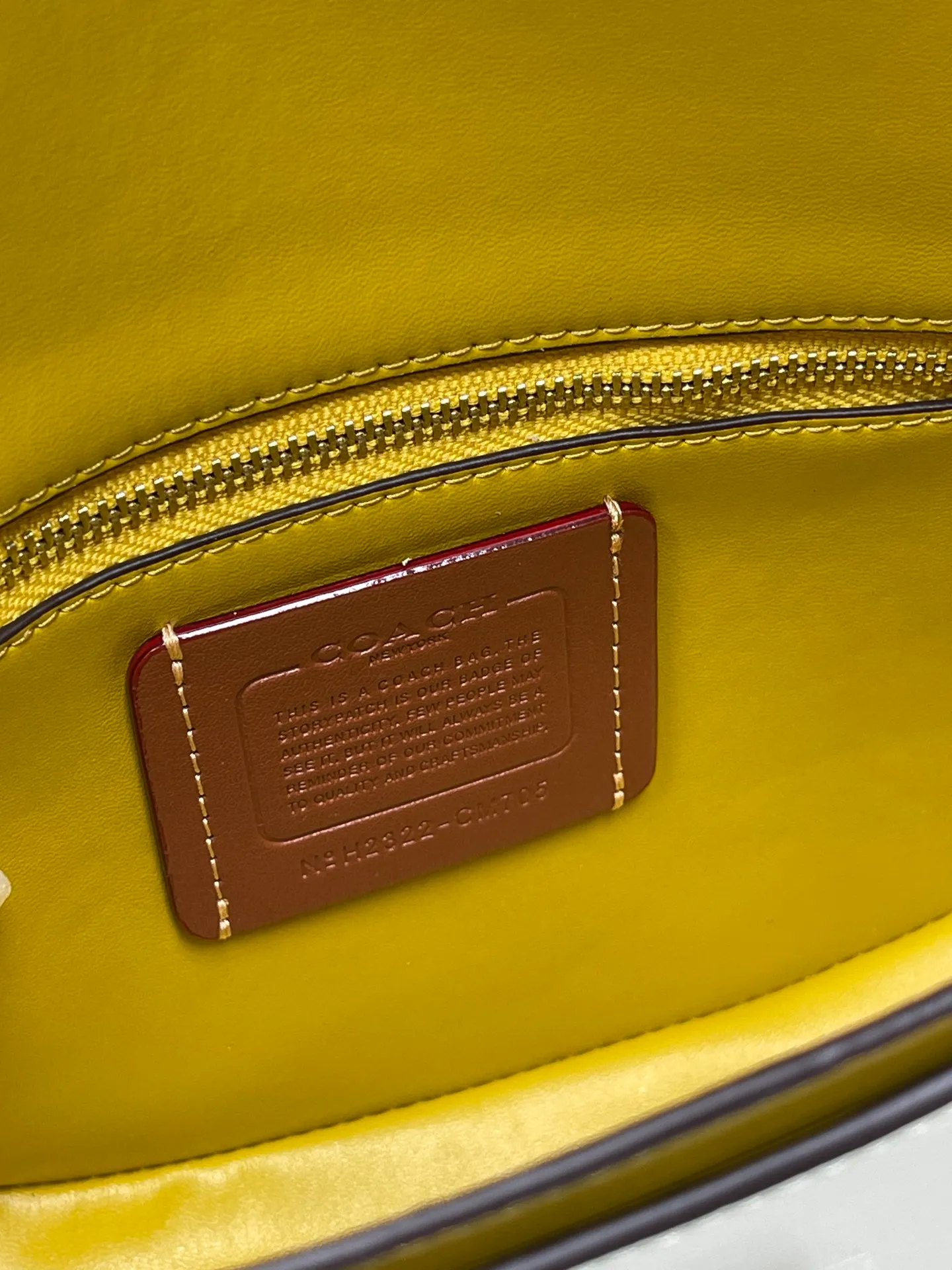Batch 440💰 Coach’s new counter synchronization model CM705 HARLER shoulder crossbody bag saddle bag, minimalist and casual, casual and versatile item ~ 22x17.5x6cm