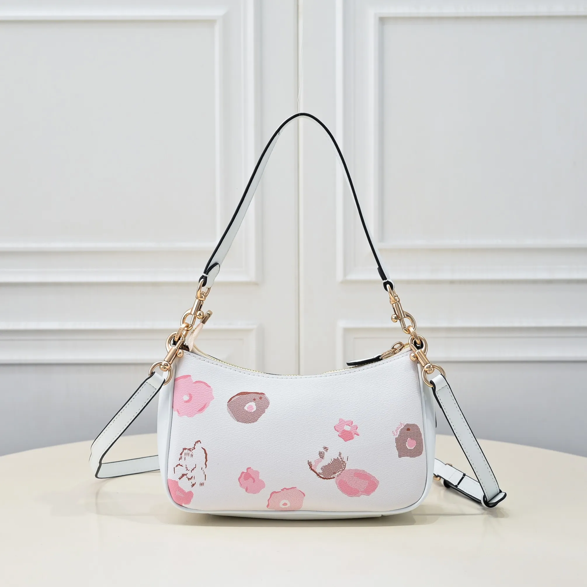 P280 [Top original order] Style number: CR746 Size: 24.5*15.5*7.5cm