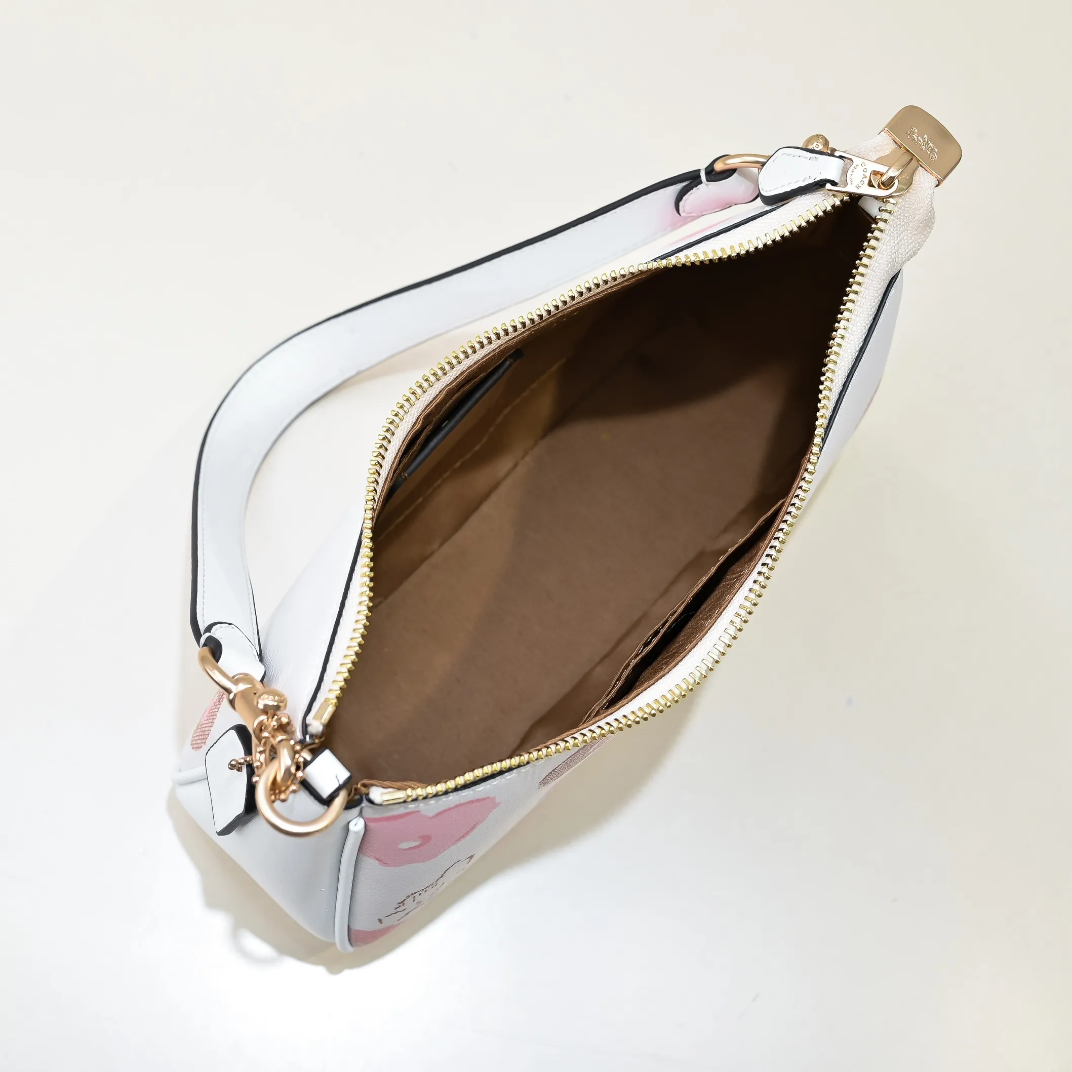 P280 [Top original order] Style number: CR746 Size: 24.5*15.5*7.5cm