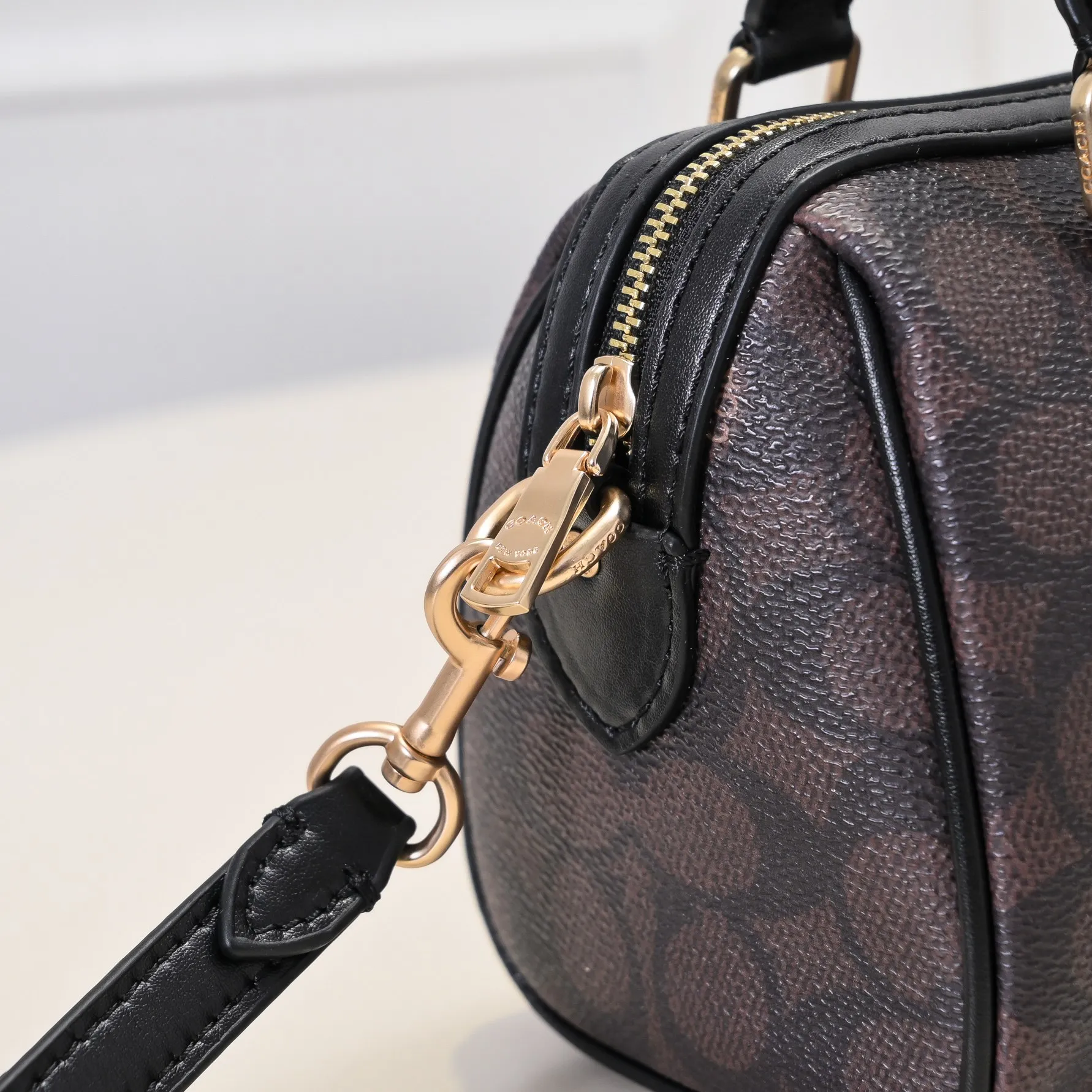 P340【Top original order】Model number: CW329 Size: 17.5*12*10cm