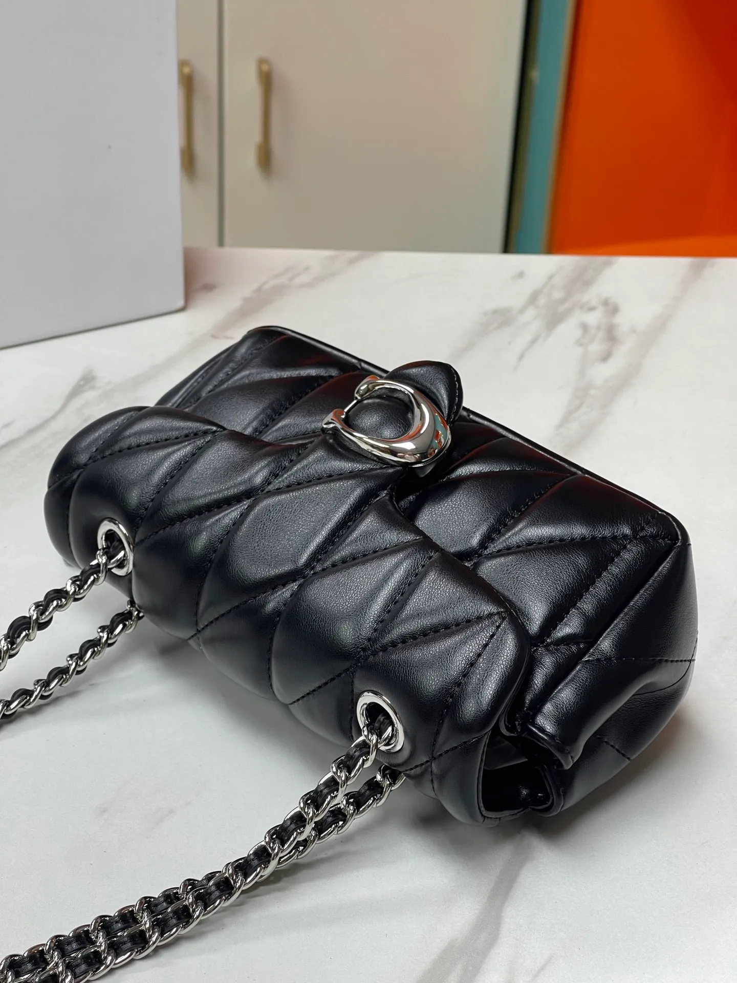 Top original order, batch 460💰Coach new product model CP398 quilting tabby chain tabby with quilting technology, cool dark buckle, low-key and high-end silver buckle. Choose the size and color you like. Size 21/10