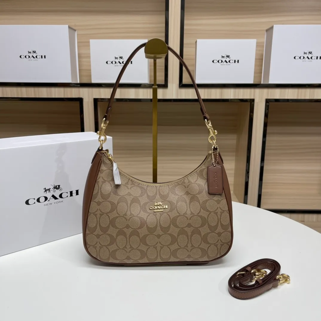 Batch 430💰COACH/Coach official outlet style women's leather college style single shoulder crossbody handbag armpit bag. Model CK161. 29 X23 X23