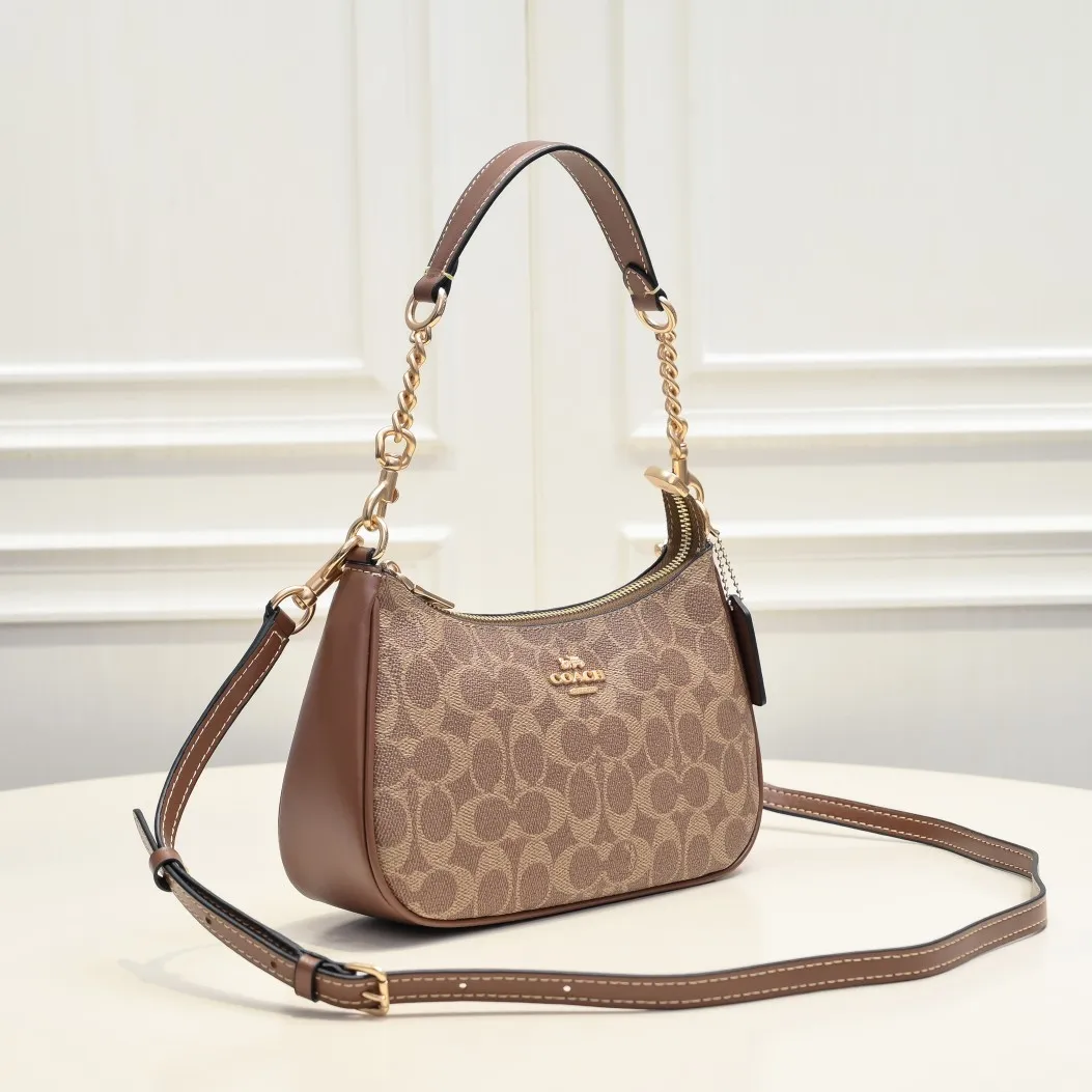 P260 [Top original order] Style number: CV993 Size: 24.5*15.5*7.5cm