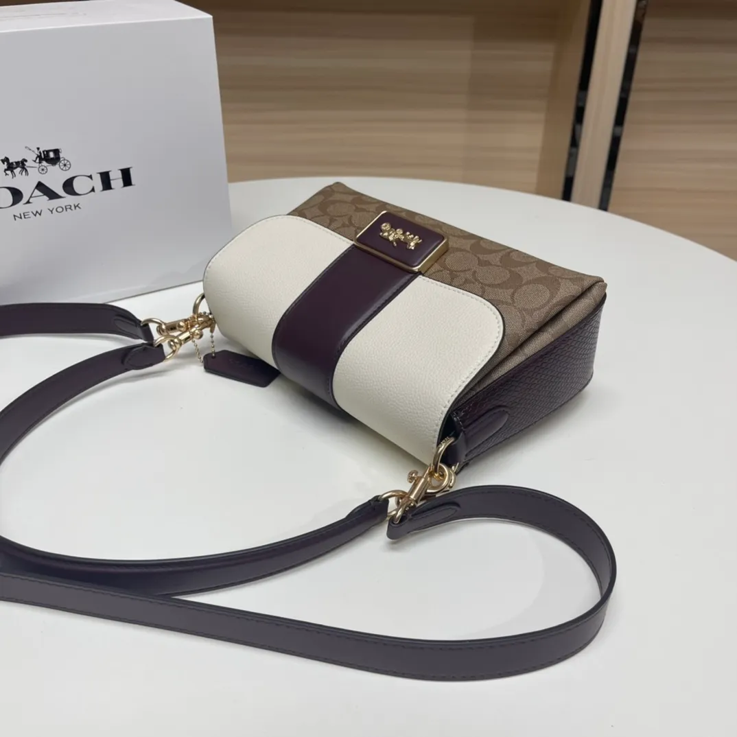 Batch 480💰COACH counter synchronization outlet new GRACE flip shoulder crossbody bag for women, model CC068 size: 26*16*8.5