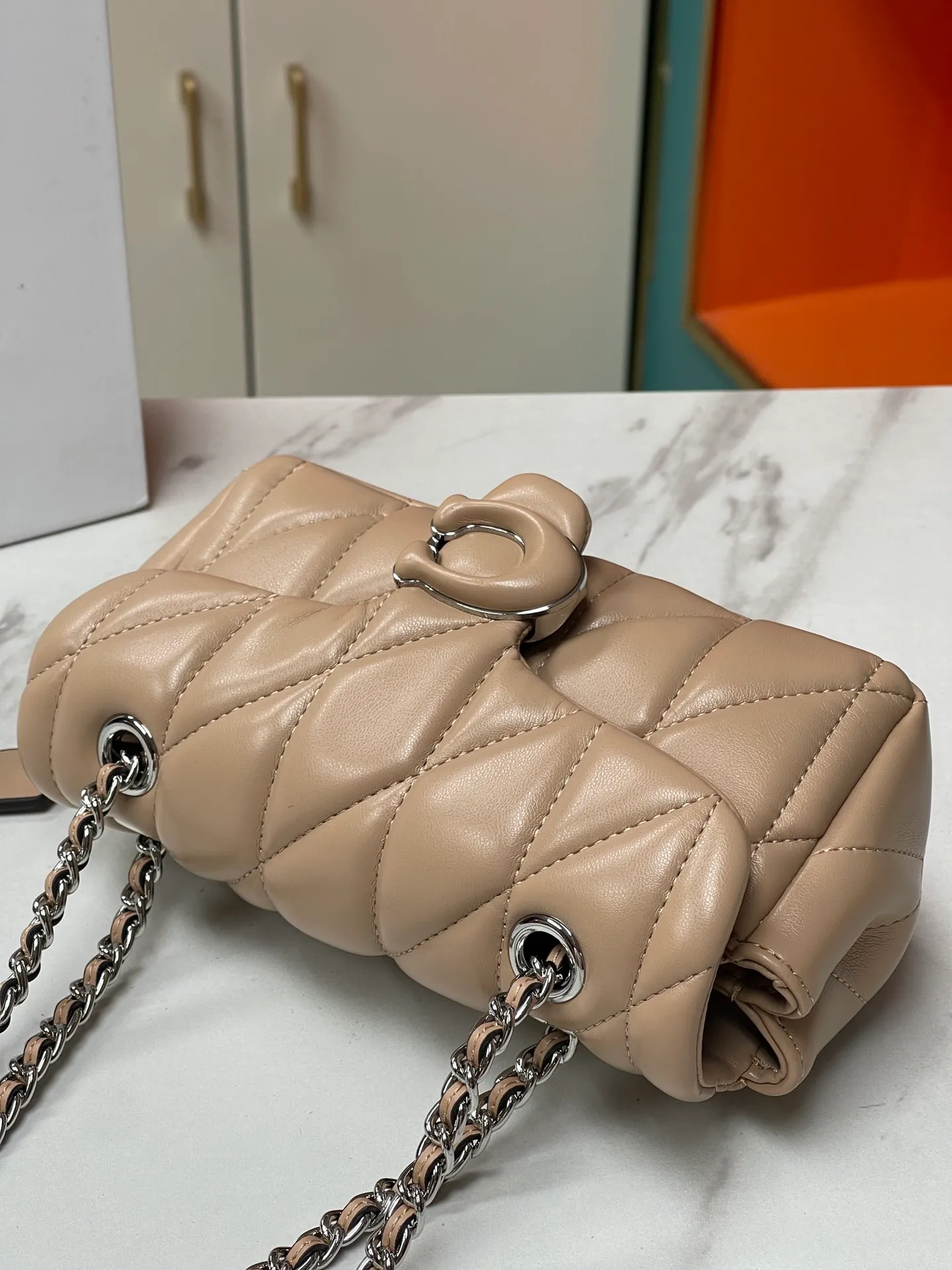 Top original order, batch 460💰Coach new product model CP390 quilting tabby chain tabby with quilting technology, cool buckle, low-key and high-end. Choose the size and color you like. Size 21/10