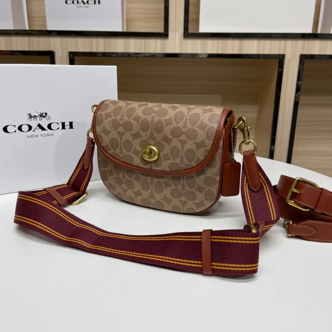 Top original order batch 460💰coach/Coach new ca094. Willow Saddle vintage saddle bag crossbody bag, 2 shoulder straps can be matched with different styles, can be salty or sweet, super classic and beautiful ~ 22x17x7.5cm