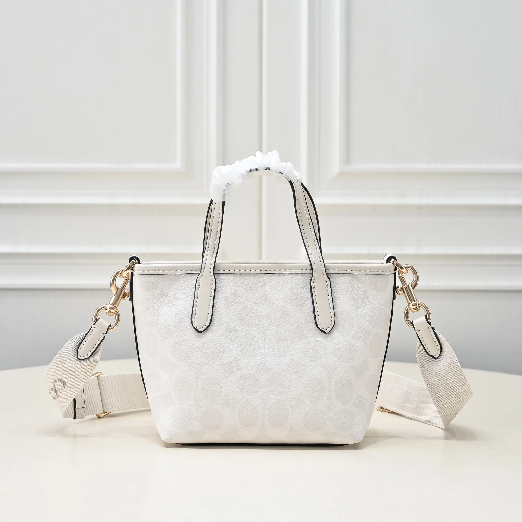 P300【Top original order】Model number: CW032 Size: 20*14*9cm