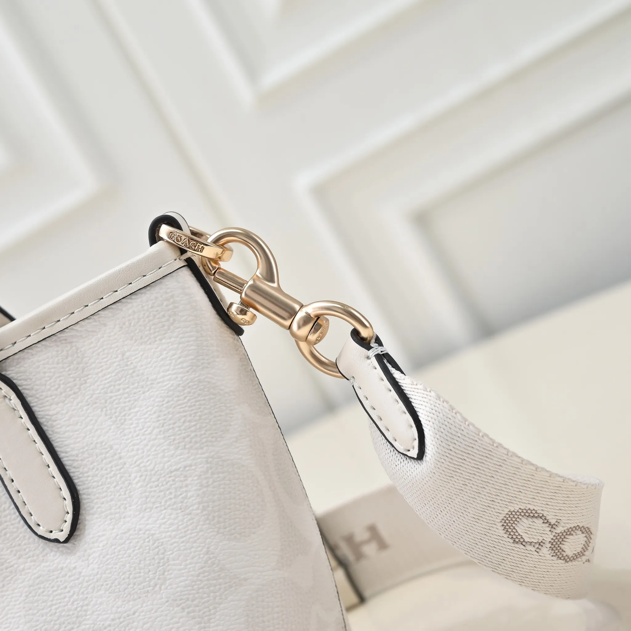 P300【Top original order】Model number: CW032 Size: 20*14*9cm