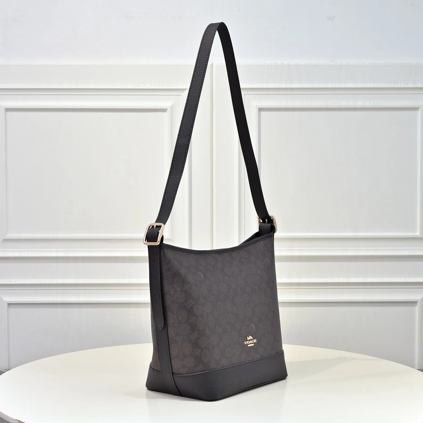 P380 [Top original order] Style number: CBH20 Size: 23*28.5*11.5cm