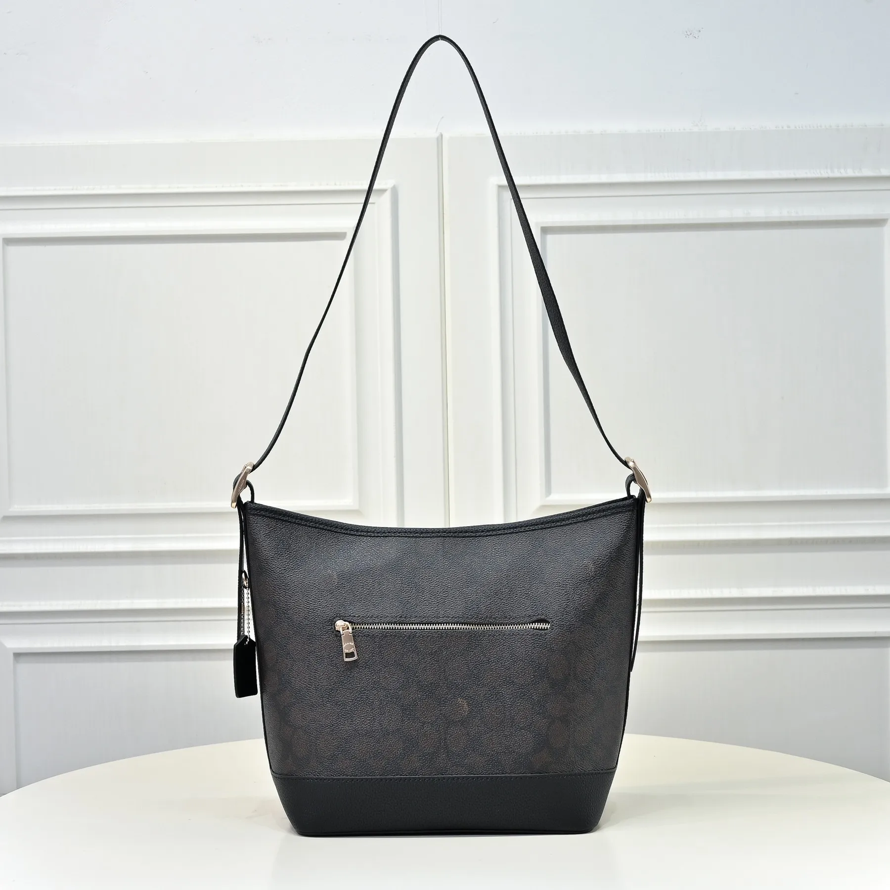 P380 [Top original order] Style number: CBH20 Size: 23*28.5*11.5cm