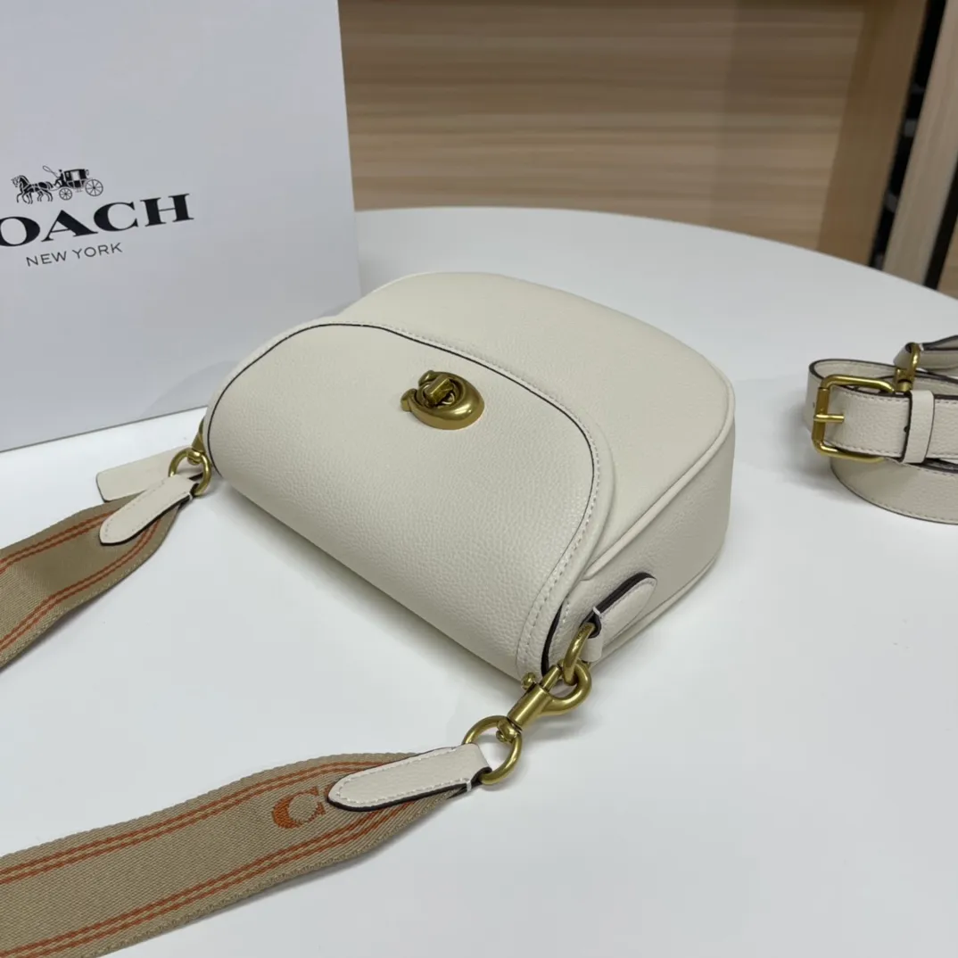 Top original order batch 460💰coach/Coach new ca094. Full leather, Willow Saddle vintage saddle bag, crossbody bag, 2 shoulder straps can be matched with different styles, can be salty or sweet, super classic and beautiful ~ 22x17x7.5cm