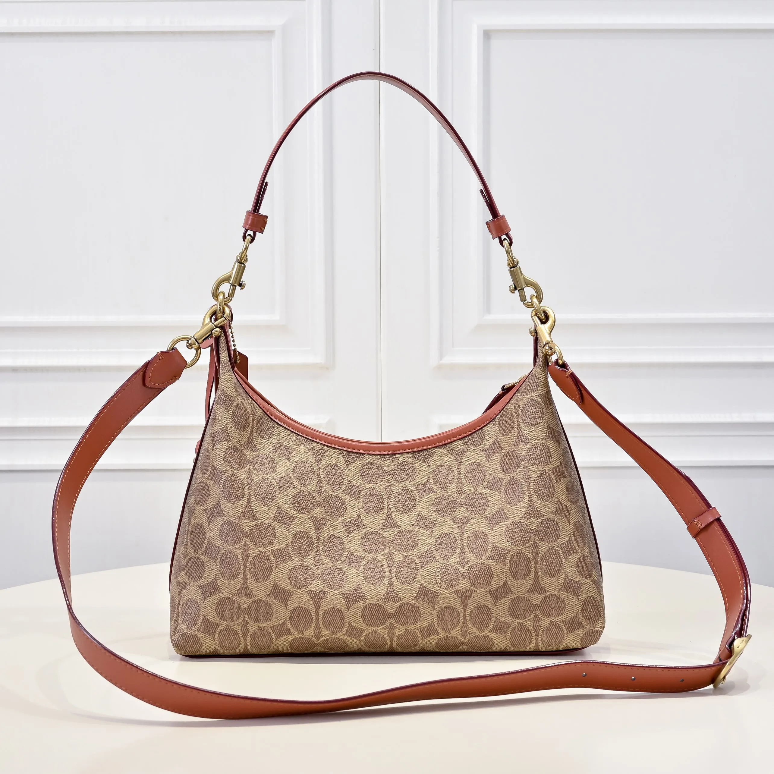 Style number: CAM23 Size: 30*22*11.5cm