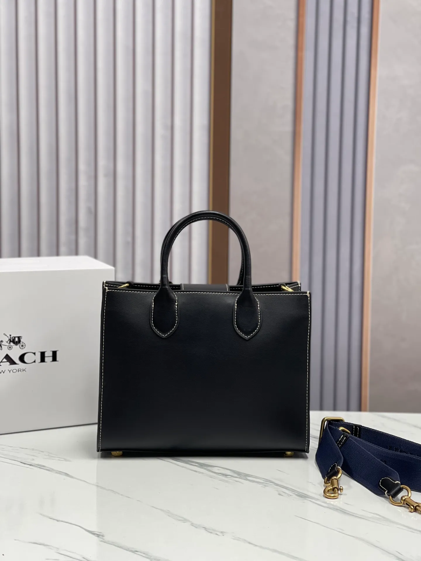 Top original order batch 460💰coach/Coach new CR680 counter new ACE carriage pattern women's tote bag same style single shoulder crossbody handheld tote bag double shoulder strap design 26X20.5X12