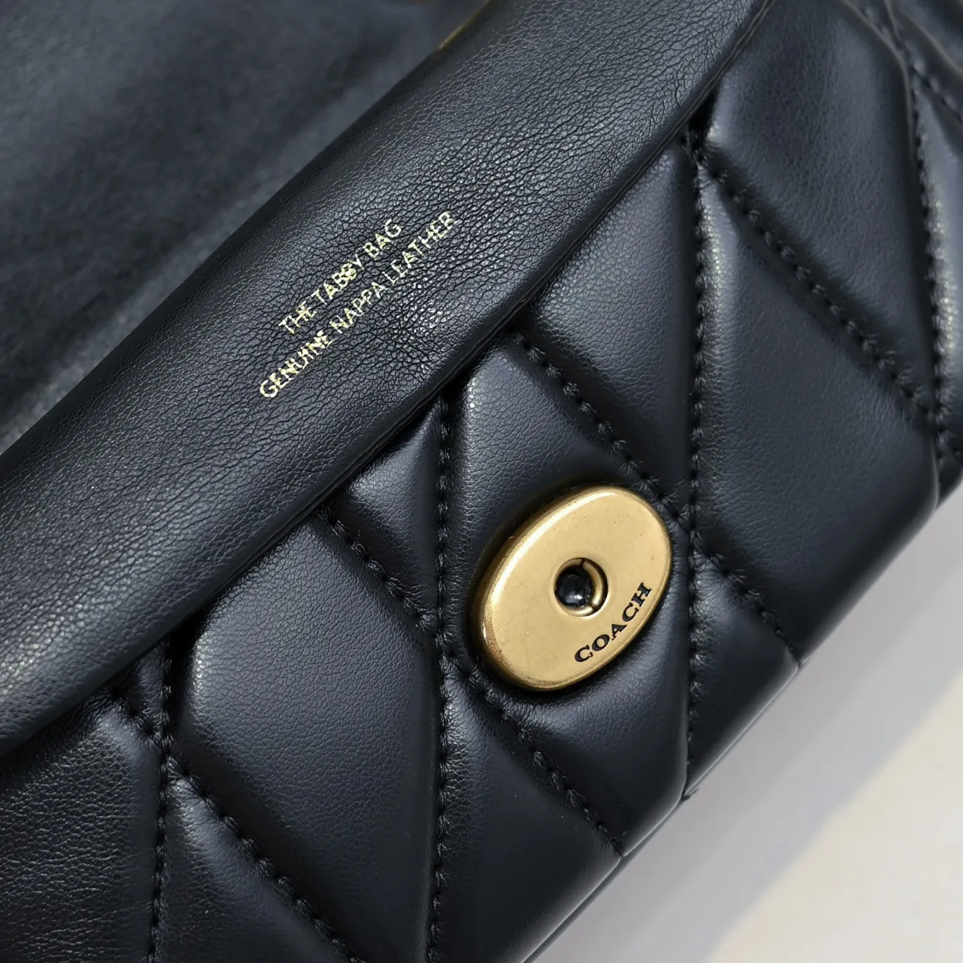 P420 [Top original order] Small gold buckle Style number: CP298 Size: 20*11*7cm