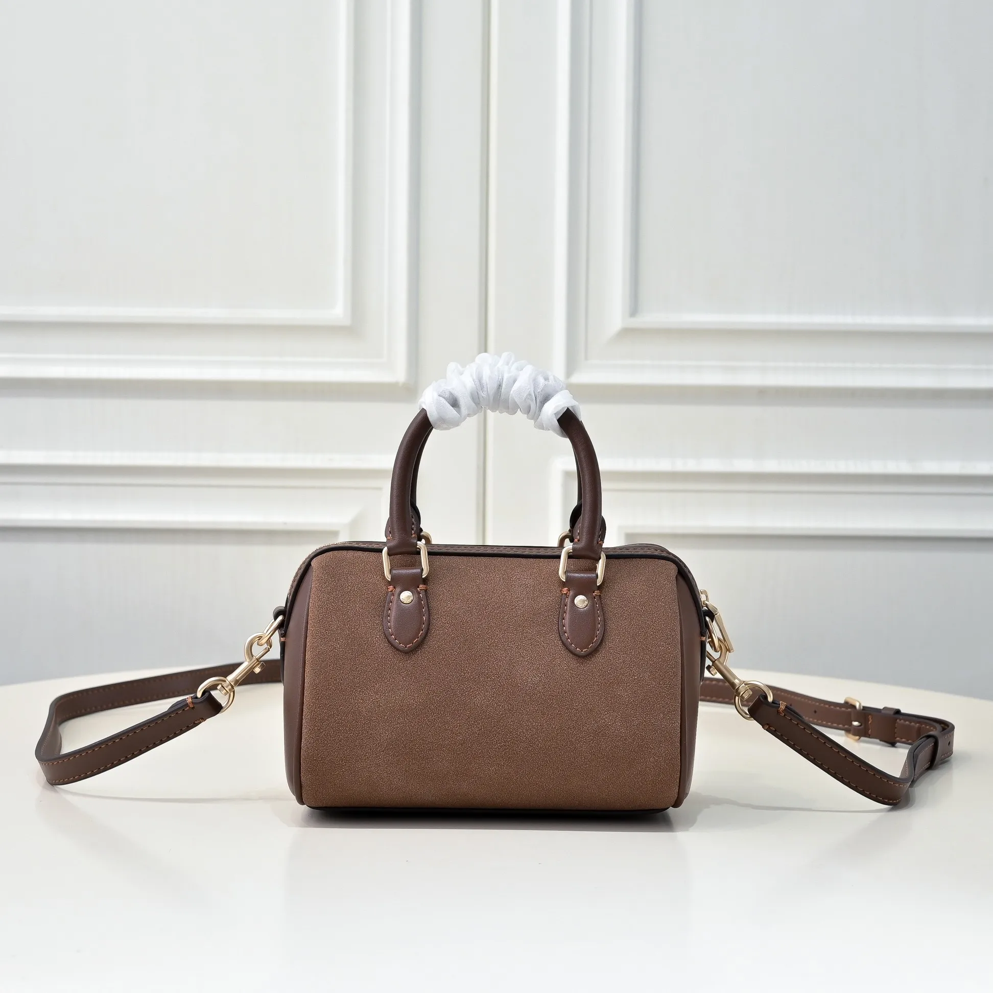P340 [Top original order] Style number: CCF29 Size: 17.5*12*10cm