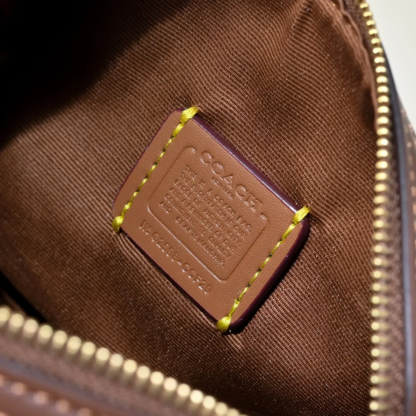 P340 [Top original order] Style number: CCF29 Size: 17.5*12*10cm