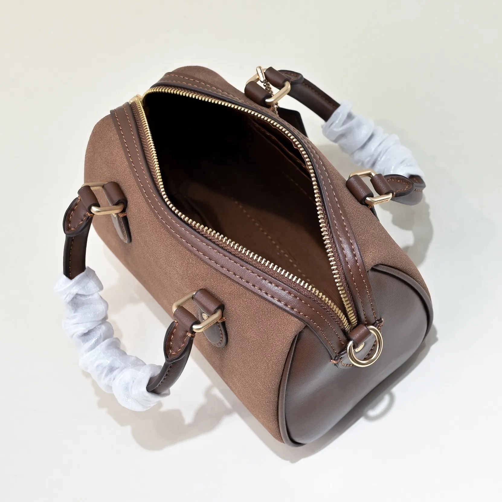 P340 [Top original order] Style number: CCF29 Size: 17.5*12*10cm