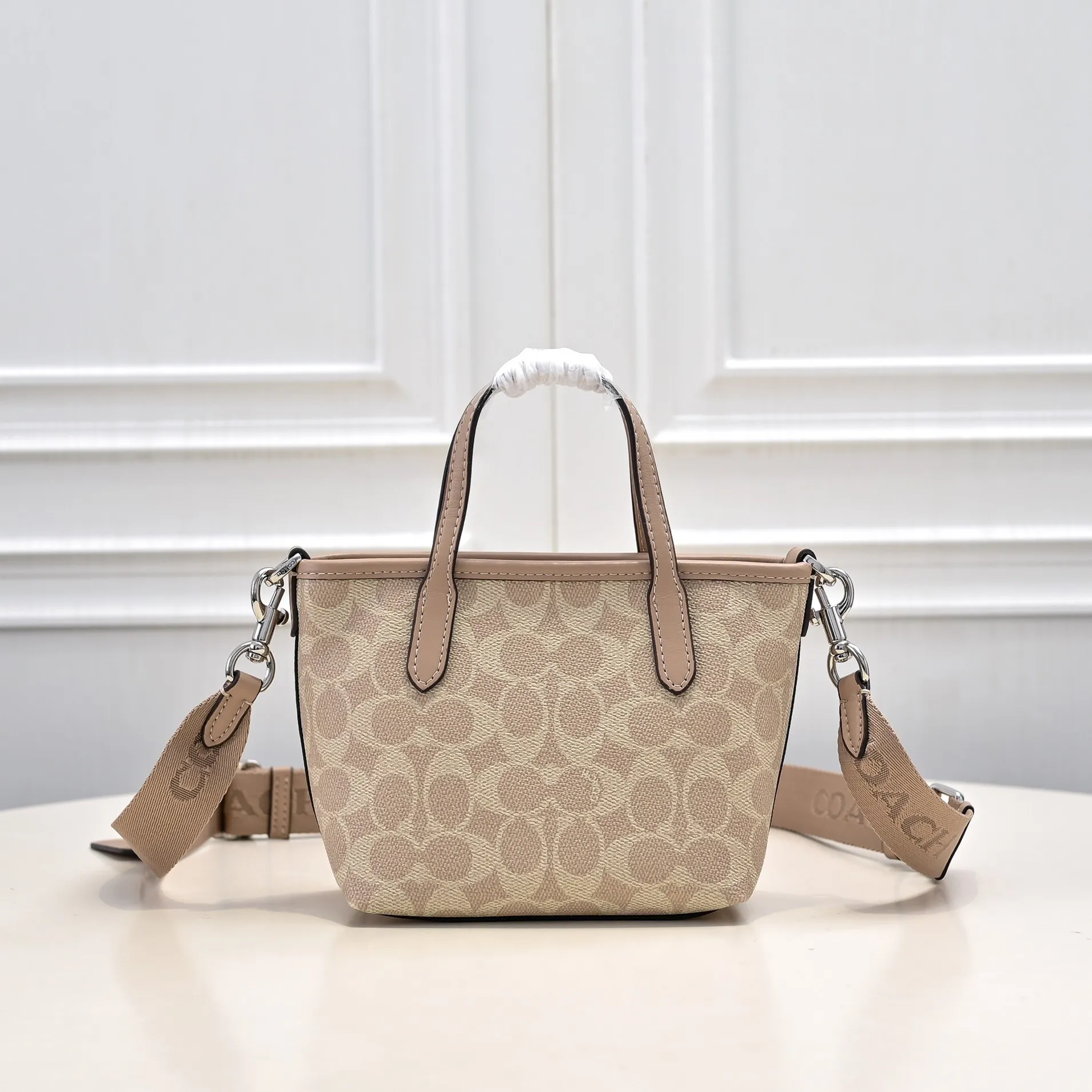 P300【Top original order】Model number: CW032 Size: 20*14*9cm