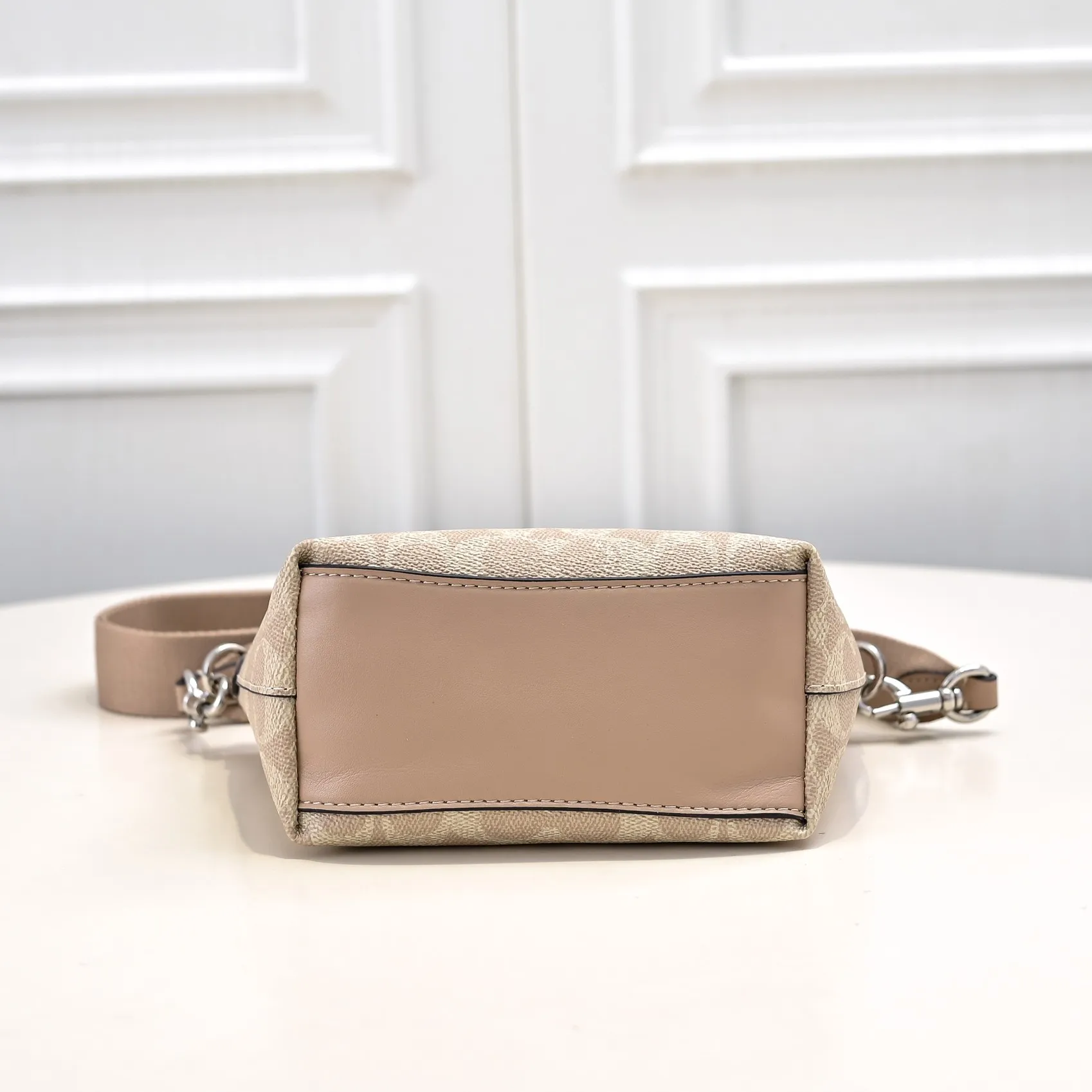 P300【Top original order】Model number: CW032 Size: 20*14*9cm
