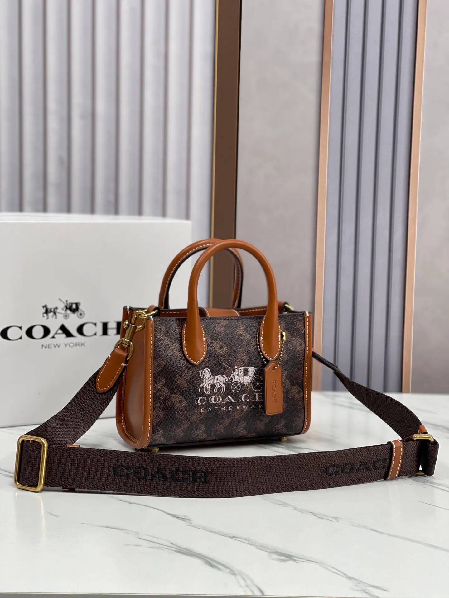 Batch 420💰coach/Coach new small model model CT890/CT891 counter new ACE carriage pattern women's tote bag single shoulder crossbody handheld tote bag double shoulder strap design size: 18·13·8