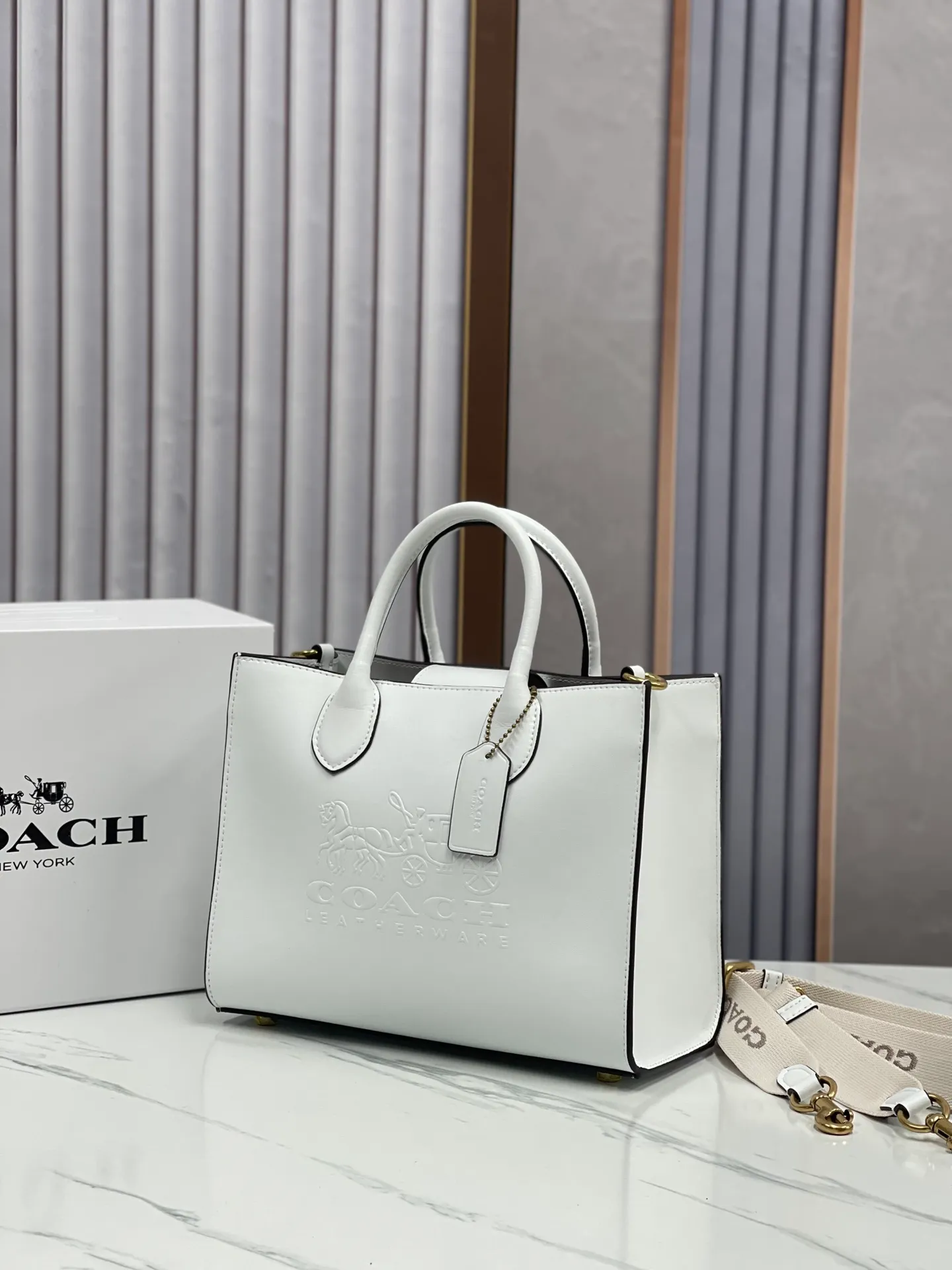 Batch 460💰coach/Coach new model CR681 counter new ACE carriage pattern women's tote bag single shoulder crossbody handheld tote bag double shoulder strap design size: 26X20.5X12
