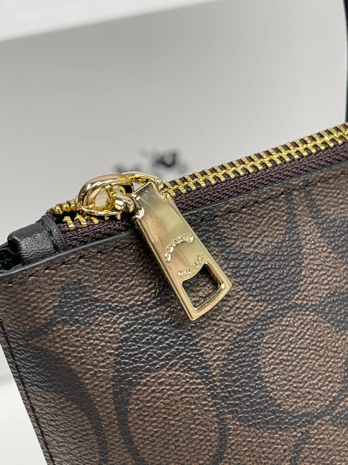 Top original order, batch 400💰Coach new Zip Tote, women's model 4455 zipper shoulder tote Zip Top Tote, the most classic zipper tote, with inner pocket inside, large capacity, size: 29*24*11cm