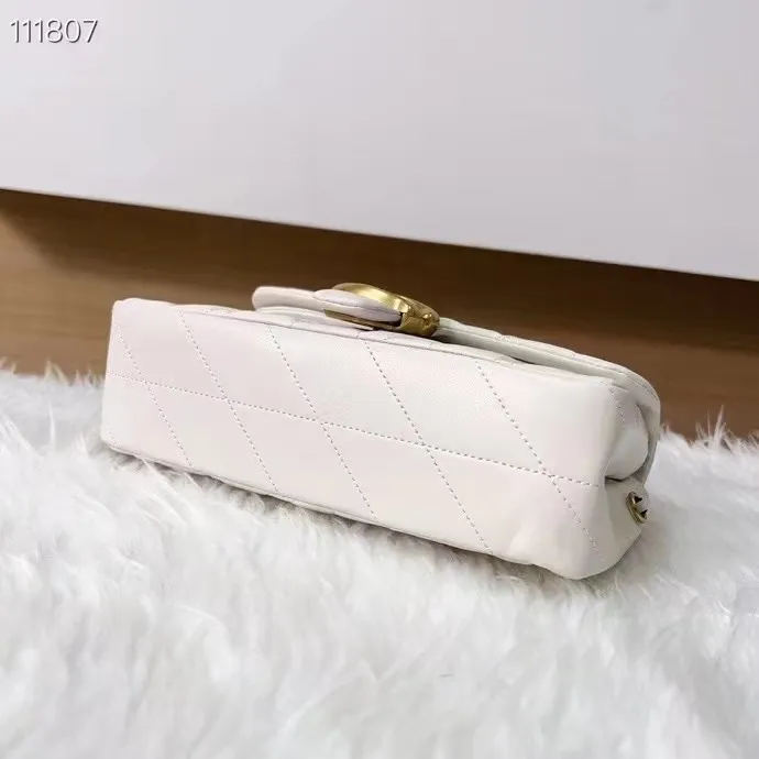 Top original order batch 500💰Coach/Coach new model cp400.  Quilting Tabby chain tabby with quilting technology, cool gold buckle, low-key and high-end. Choose the size and color you like. Size 26/15.