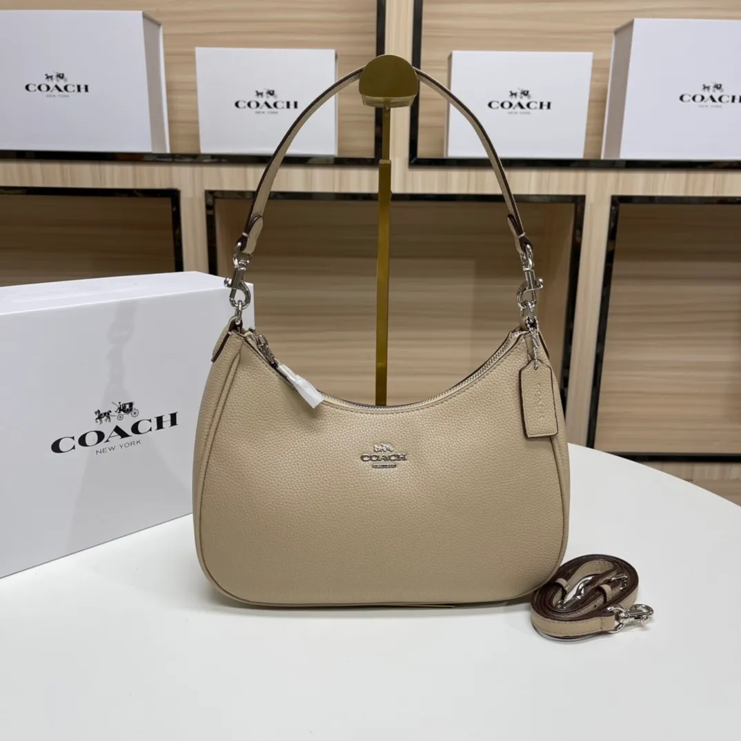 Batch 430💰COACH/Coach official outlet style women's leather college style single shoulder crossbody handbag armpit bag. Model CJ517. 29 X23 X23