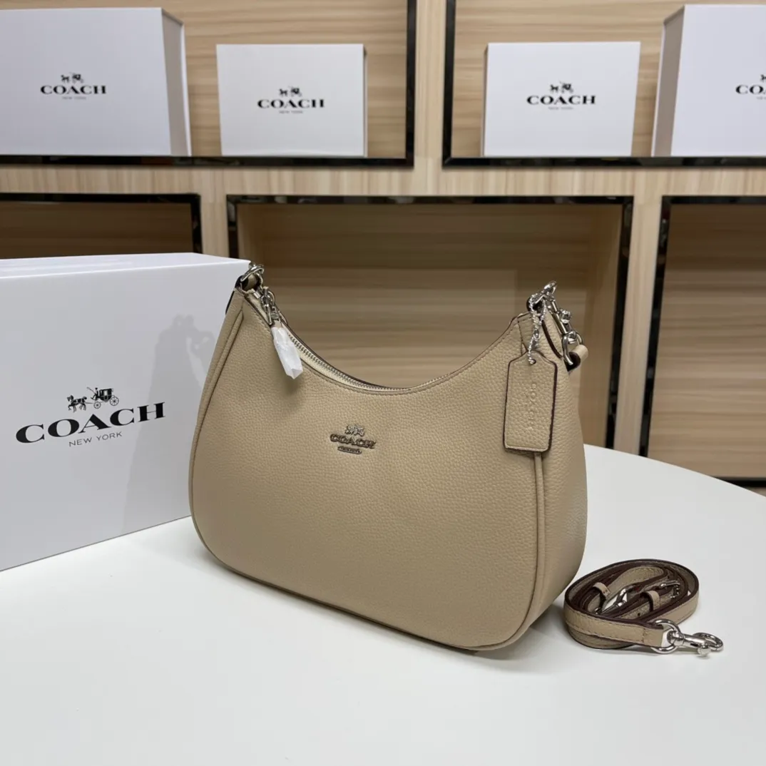 Batch 430💰COACH/Coach official outlet style women's leather college style single shoulder crossbody handbag armpit bag. Model CJ517. 29 X23 X23
