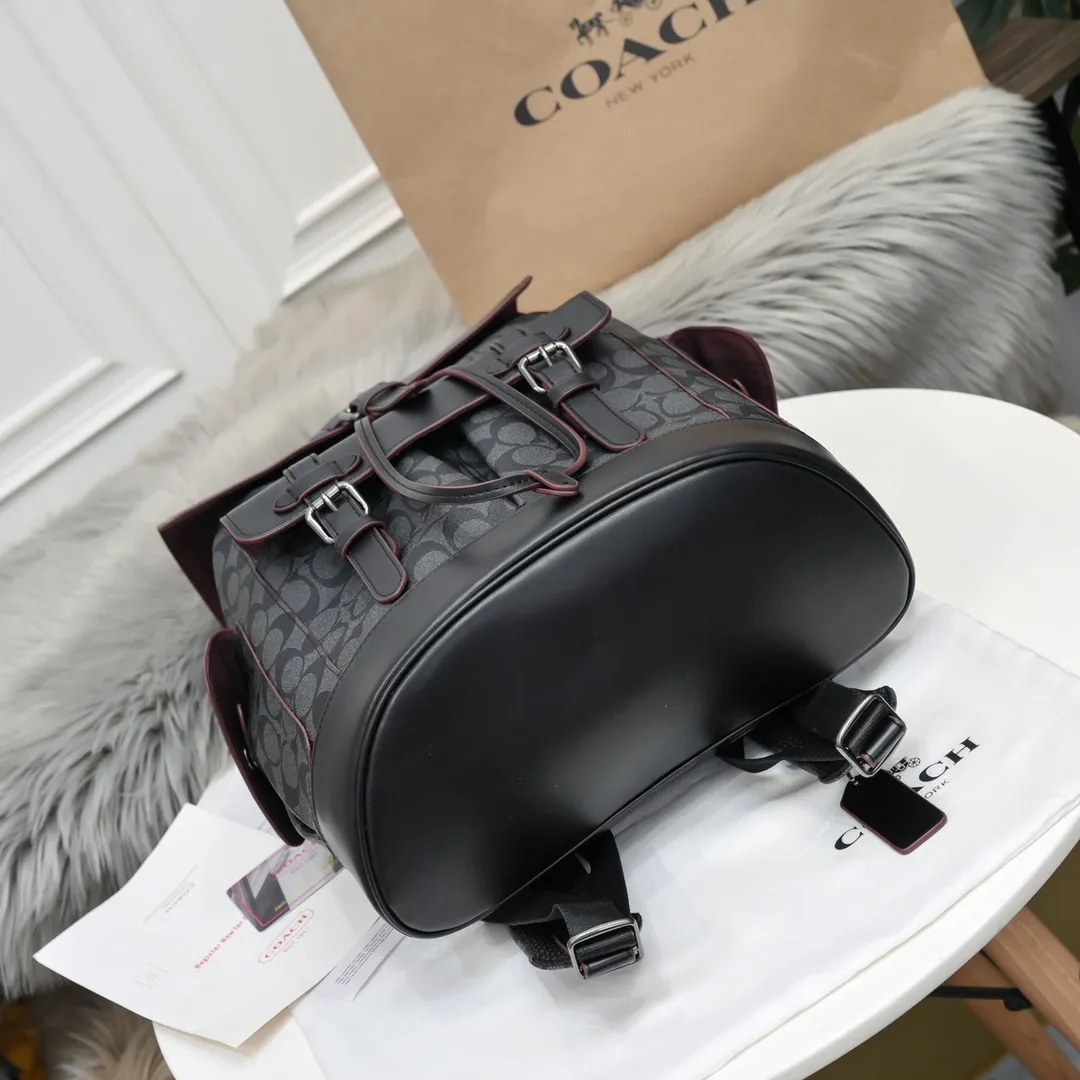 coach clamshell drawstring backpack travel mountaineering men's backpack F50044 multi-pocket design, simple and stylish appearance, can be used as a school bag, mountaineering bag, travel bag, huge capacity, super cool on the back, great texture, highly recommended, size: 32*42*14cm