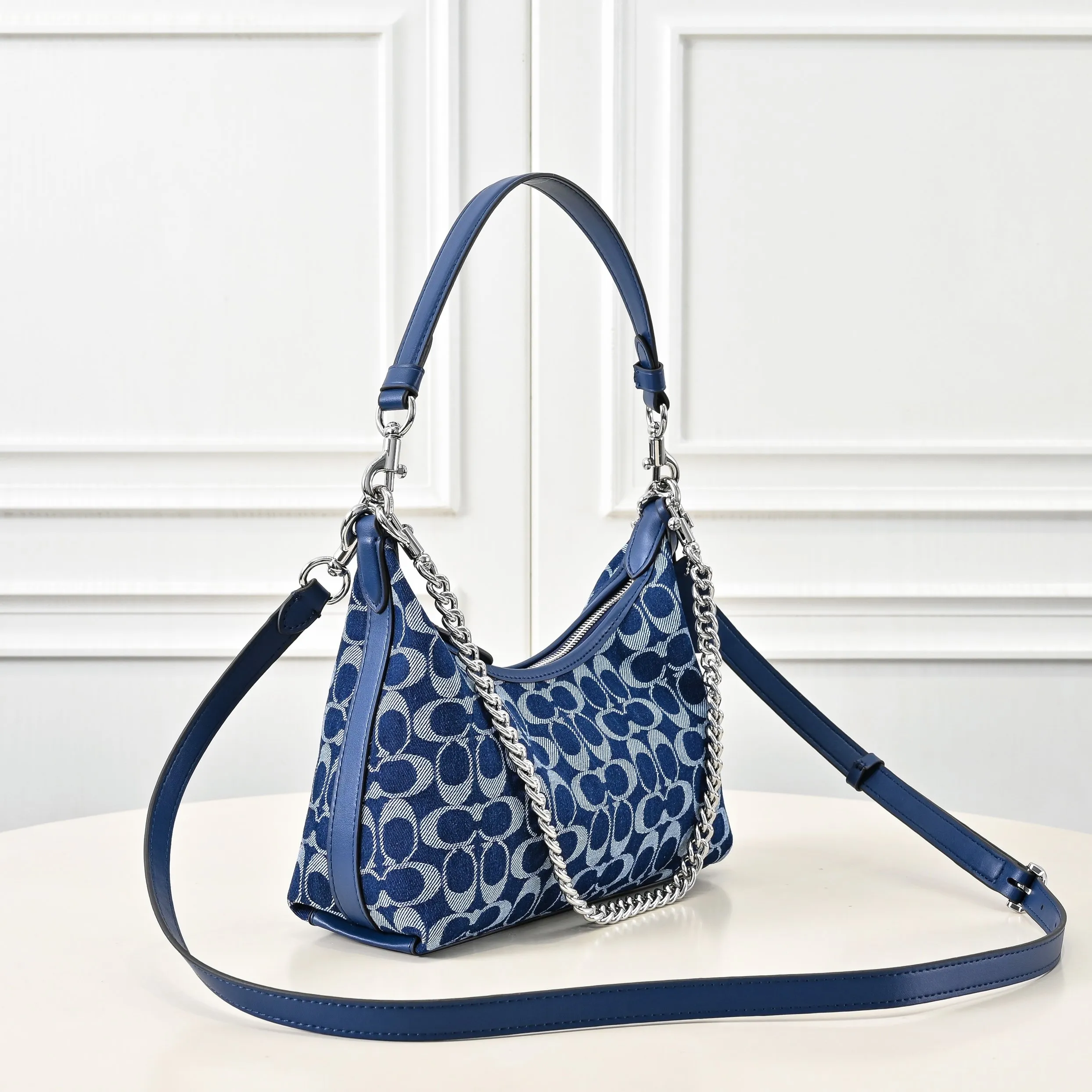 Style number: CAM27 Size: 27.5*11.5*10.5cm