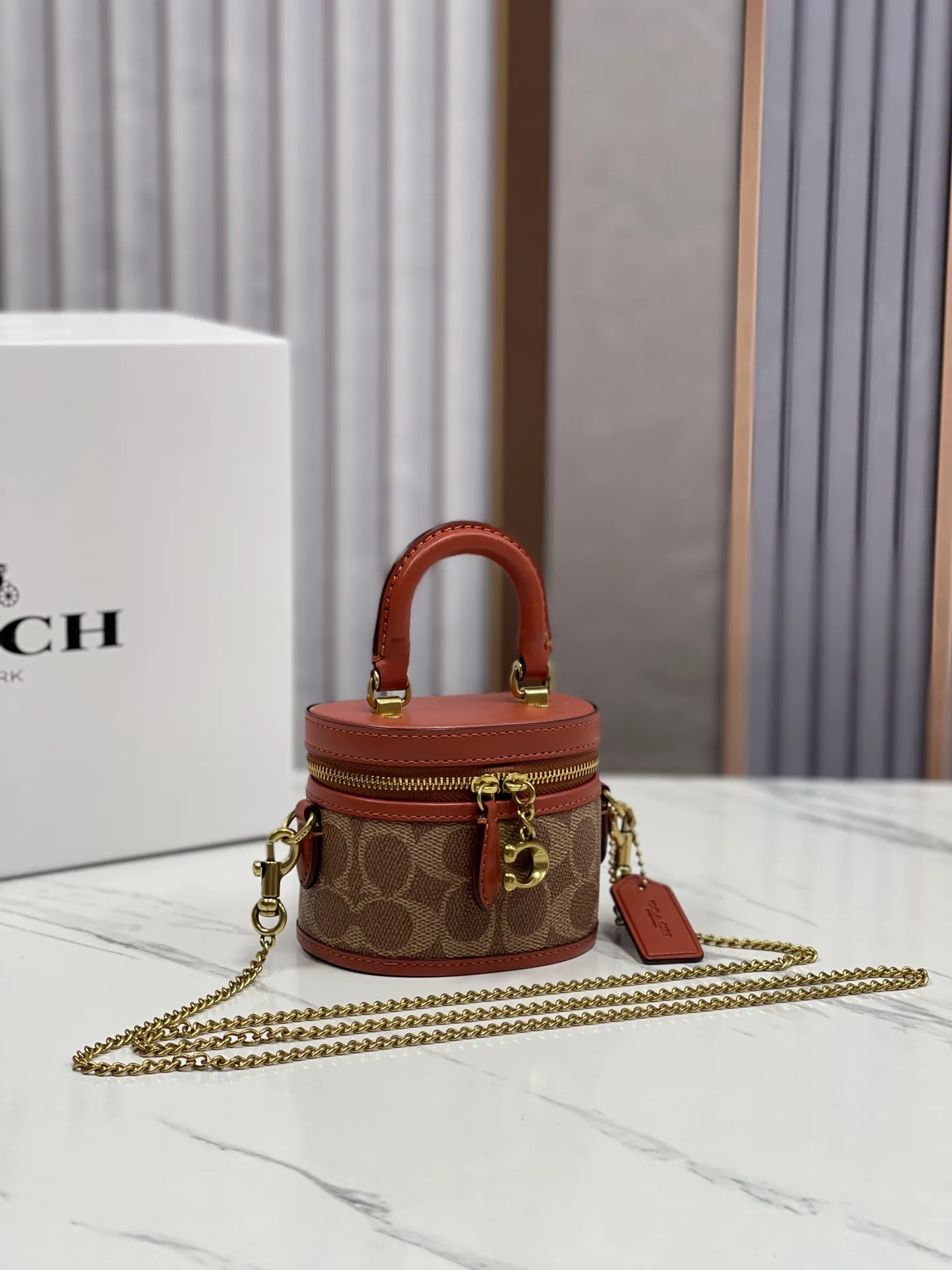 Batch 440💰coach/Coach’s new trail12 mini box bag CE769, cowhide, original hardware, C-shaped zipper, can hold lipstick card bag, car keys and loose powder, size 11.5x9x7.5cm,