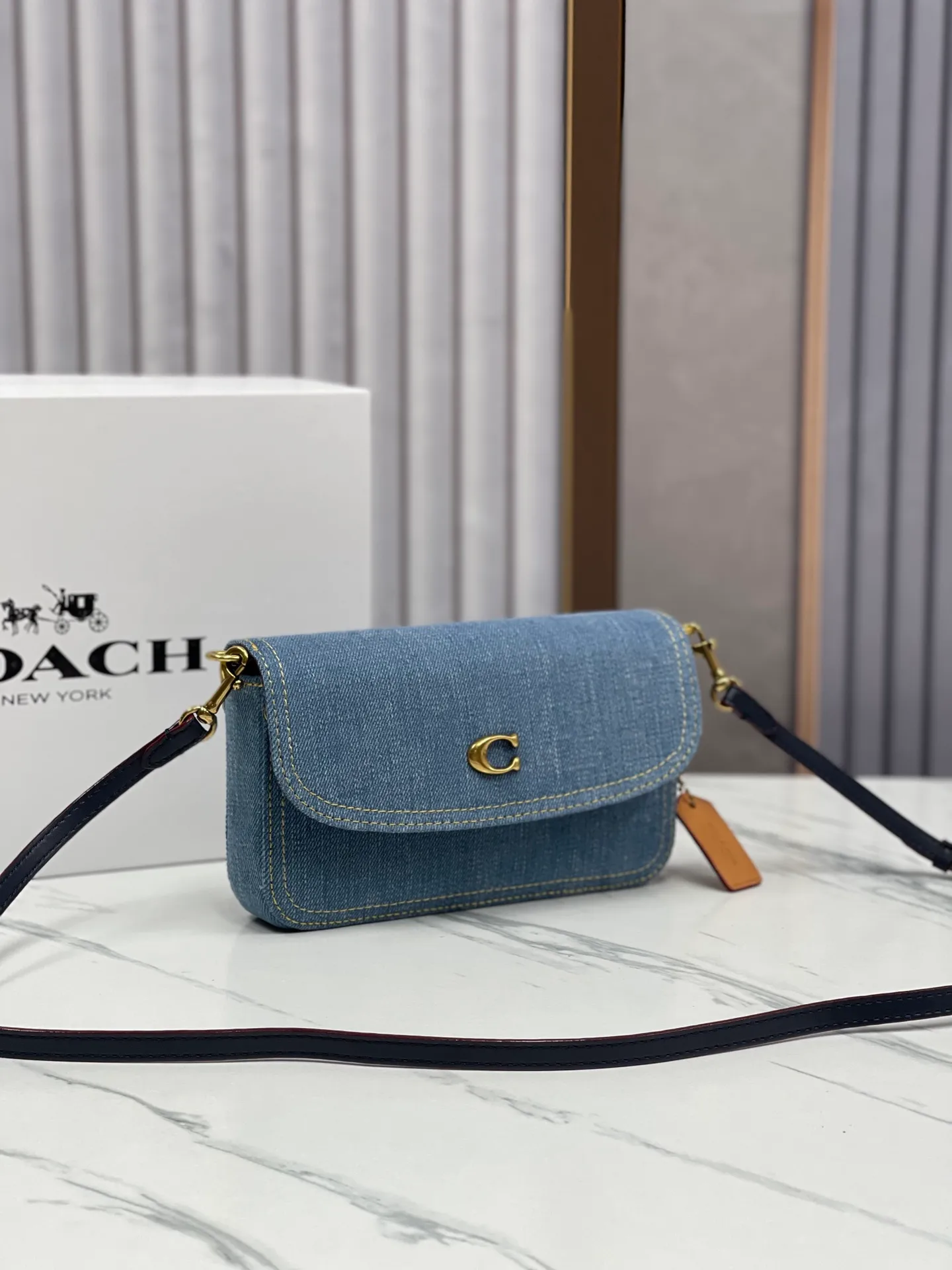 Top original order batch 420💰COACH new model CS126 counter synchronized Hayden crossbody bag fashionable simple versatile denim blue shoulder bag size 20*12*3