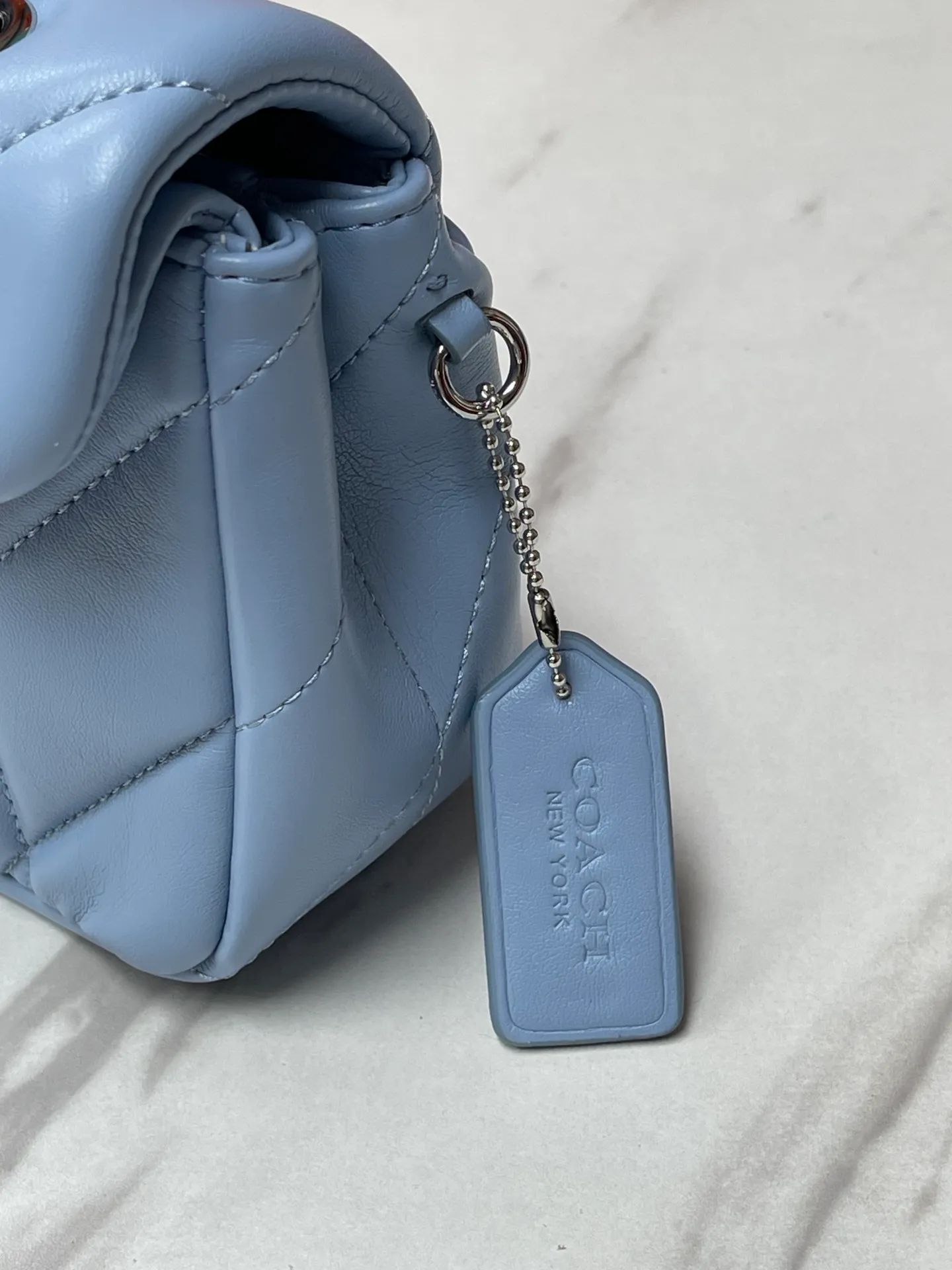 Top original order, batch 500💰Coach/Coach new model, counter synchronized new product model CP400 Quilting Tabby chain tabby with quilting technology is cool. Low-key yet high-end. Choose the size and color you like. Size 26/15.