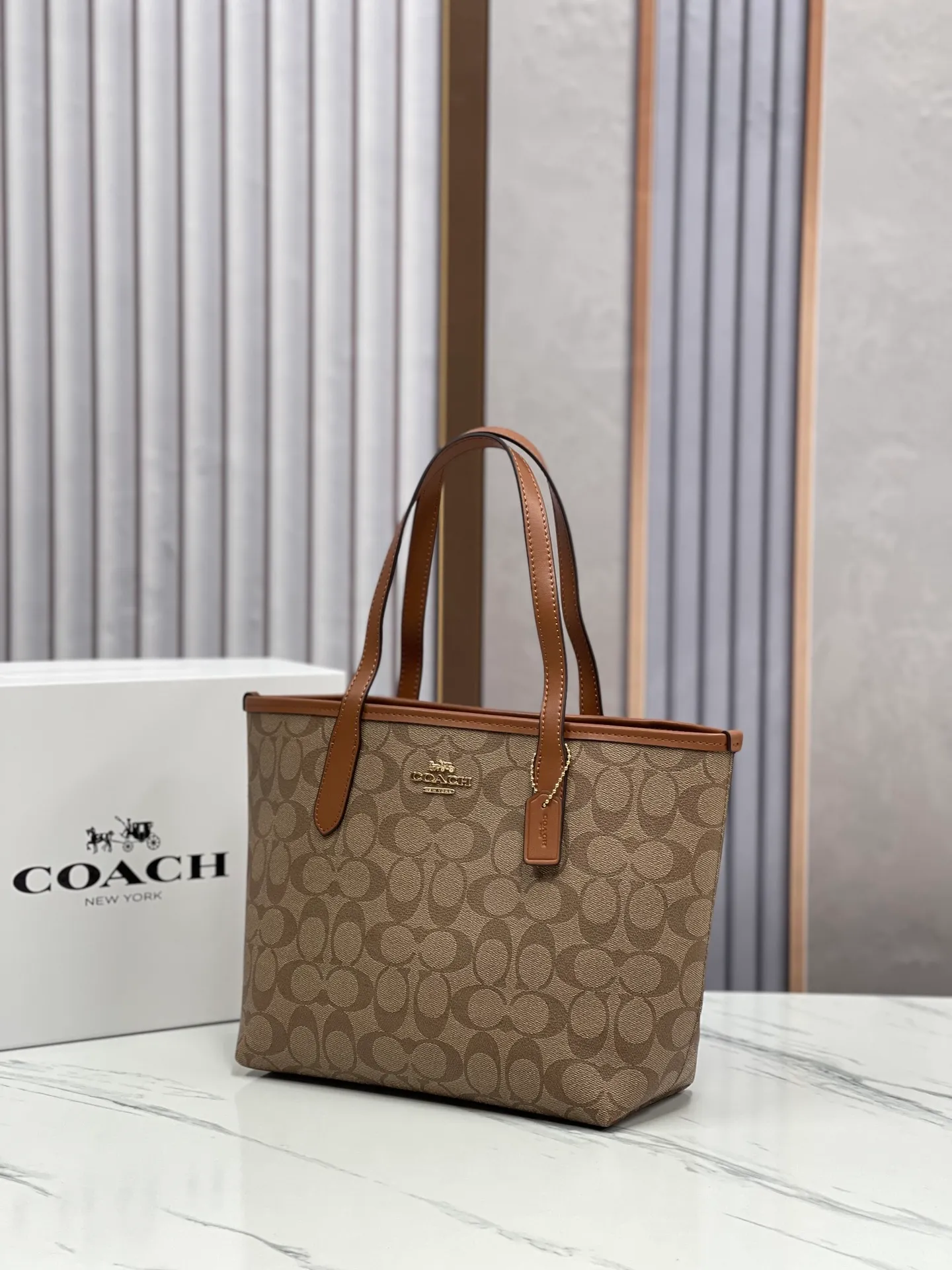 Top original order batch 340💰coach/Coach new new product CN733 CN183 Latest carriage mini double-sided tote bag shopping bag top original order batch VC with leather CITY classic logo coated canvas with smooth leather details. Internal zip pocket. Size 23·11·20.5