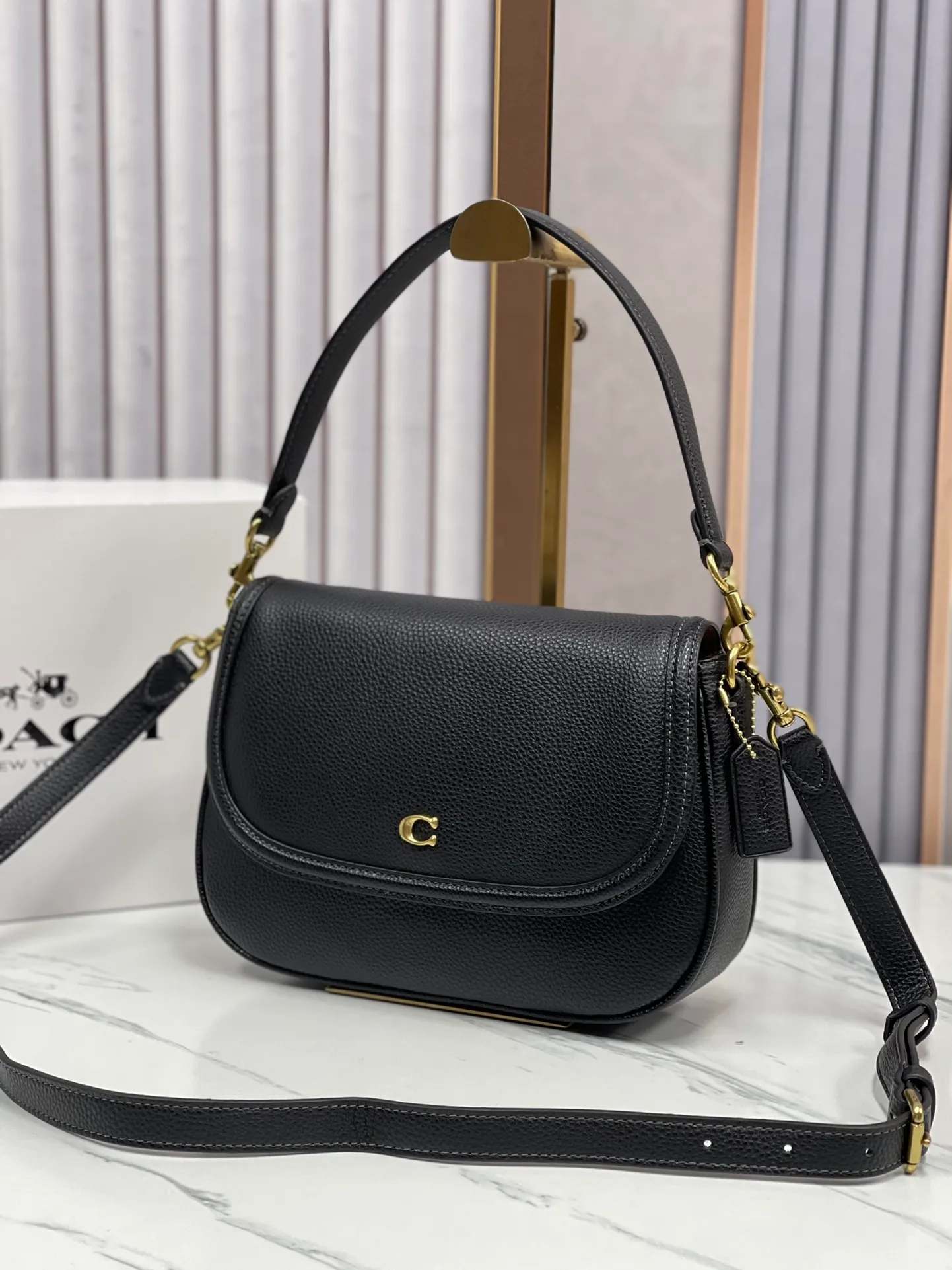 Top original order batch 460💰COACH/Coach new counter synchronization·new product women’s classic logo LEGACY shoulder bag presbyopic, model CU099, size 25.5*18.5*7