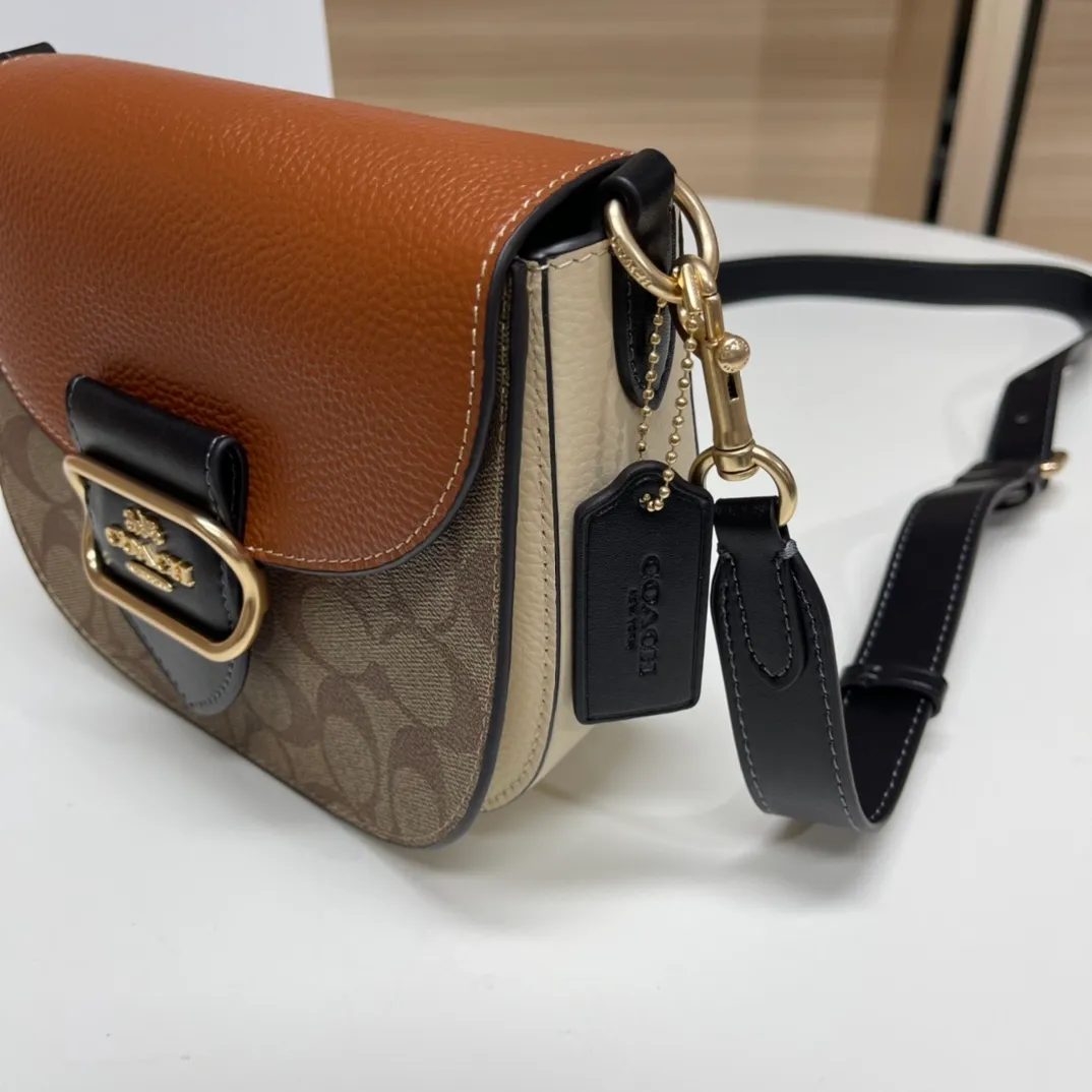 Top original order batch 520💰Coach/Coach new model❤, item number CE565, ce567.C Ole ladies classic logo canvas KLEO No. 17 shoulder bag autumn and winter new product luxury and noble 🤞 size 19.5X17X7