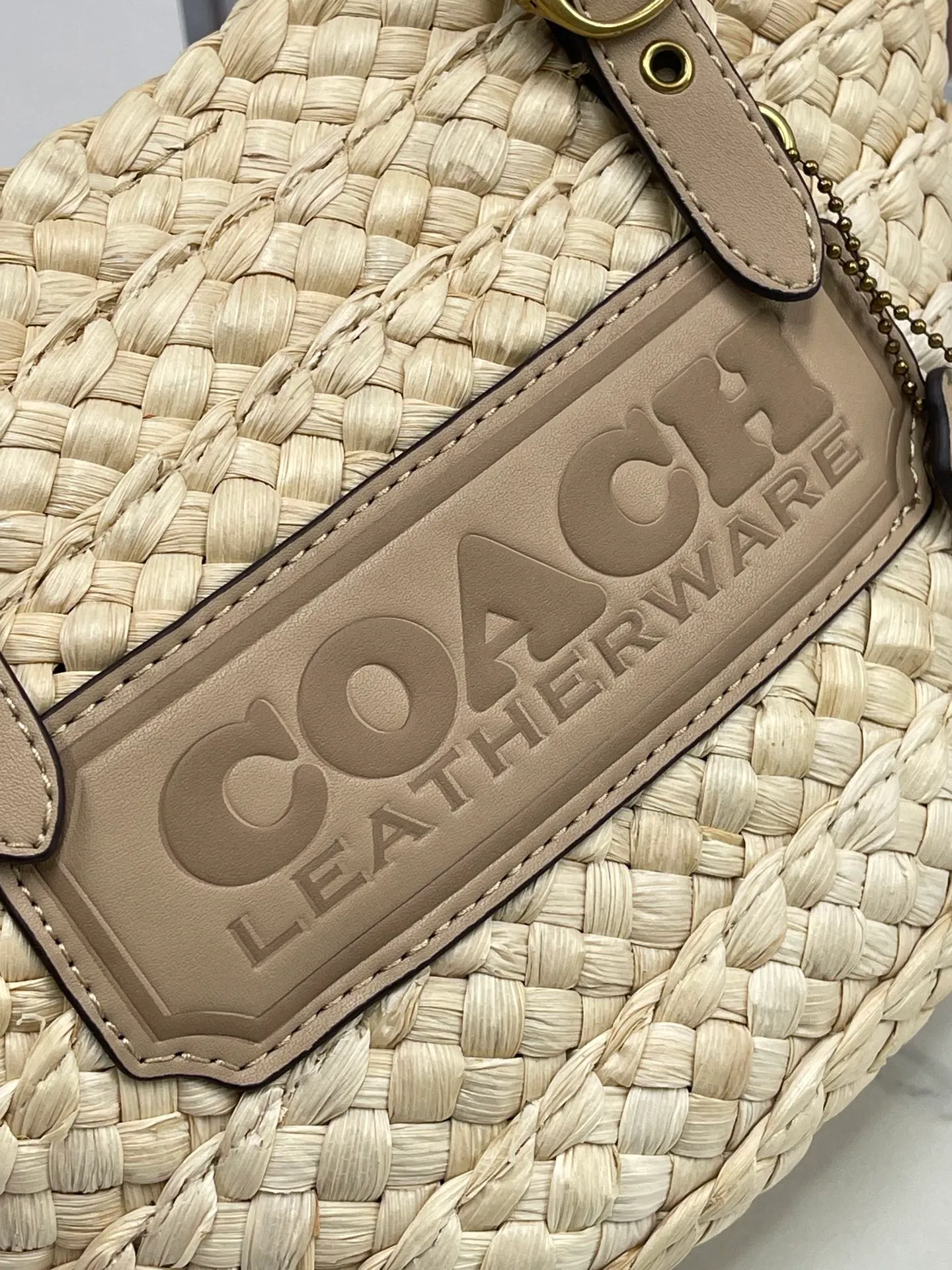 P410🐶COACH/Coach Women's Bag 2024 New Model CJ638🏖️STRUCTURED 17 Straw Shoulder Tote Bag Tote Bag💐💕How can I miss it this summer~ Let's go on a beach vacation together🏖️🌊Size 17*13*17