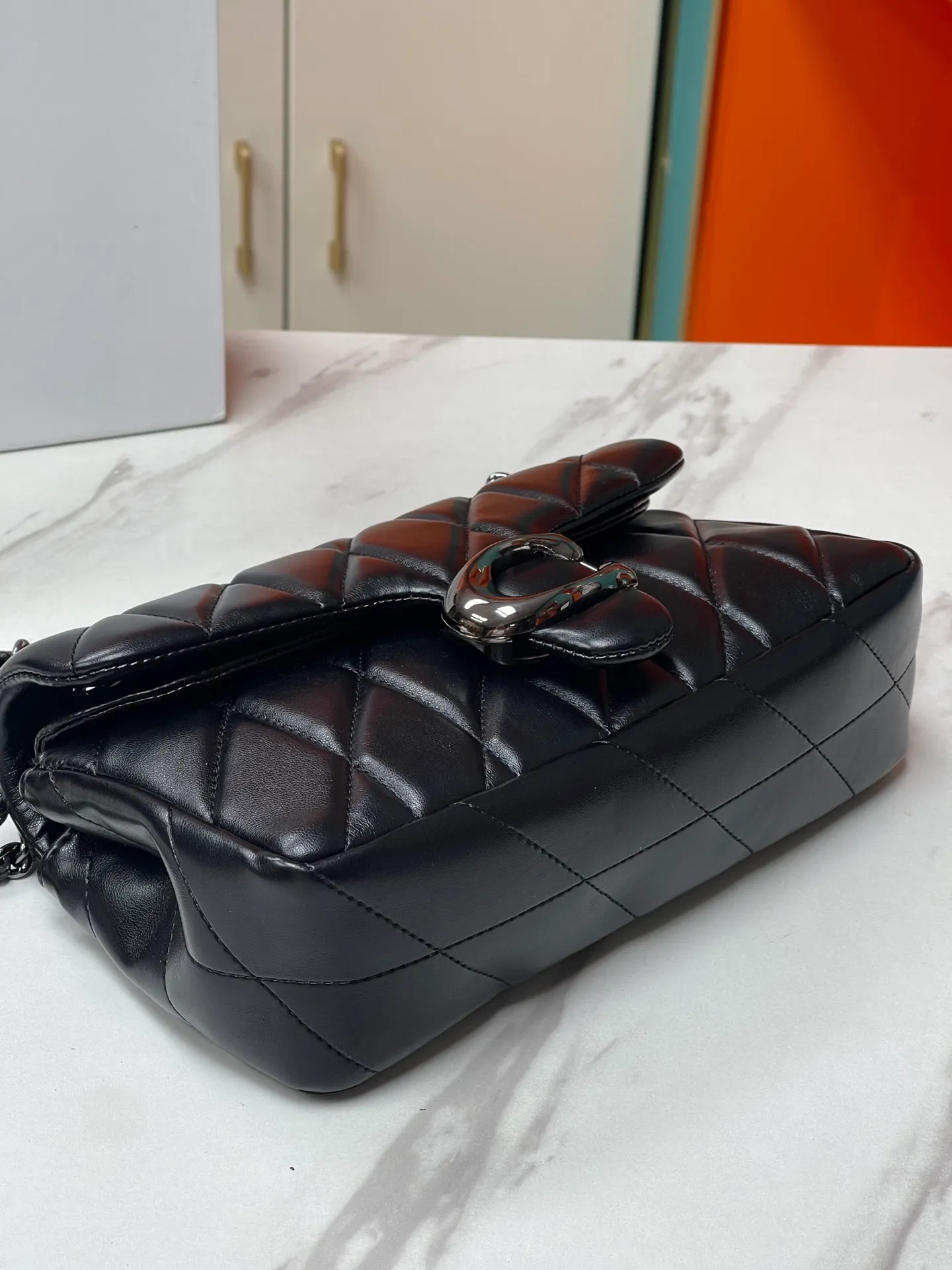 Top original order, batch 500💰Coach/Coach new model, new products synchronized at the counter, model CP400 Quilting Tabby chain tabby with quilting technology, cool dark buckle, low-key and high-end silver buckle. Choose a size and color you like. Size 26/15.