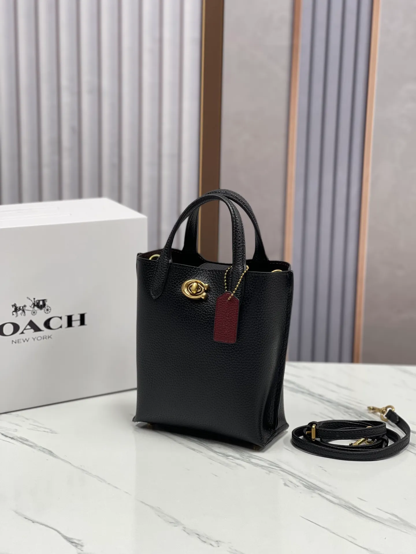 Batch 400💰Coach/Coach new counter 2024 CR676 CR675 new Willow tote bag mini size pebbled full cowhide, the bag has compartments and small girls can completely handle it, size: 16.5