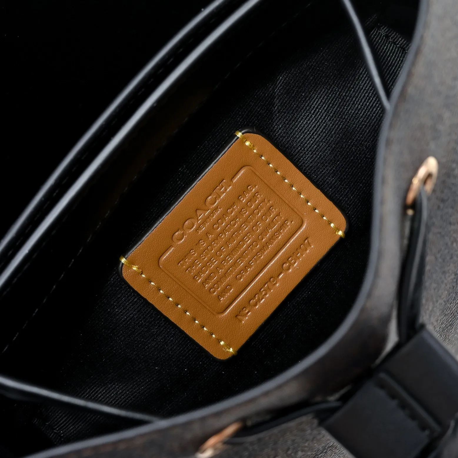 P380 [Top original order] Style number: CBH07 Size: 21.5*21.5*14cm