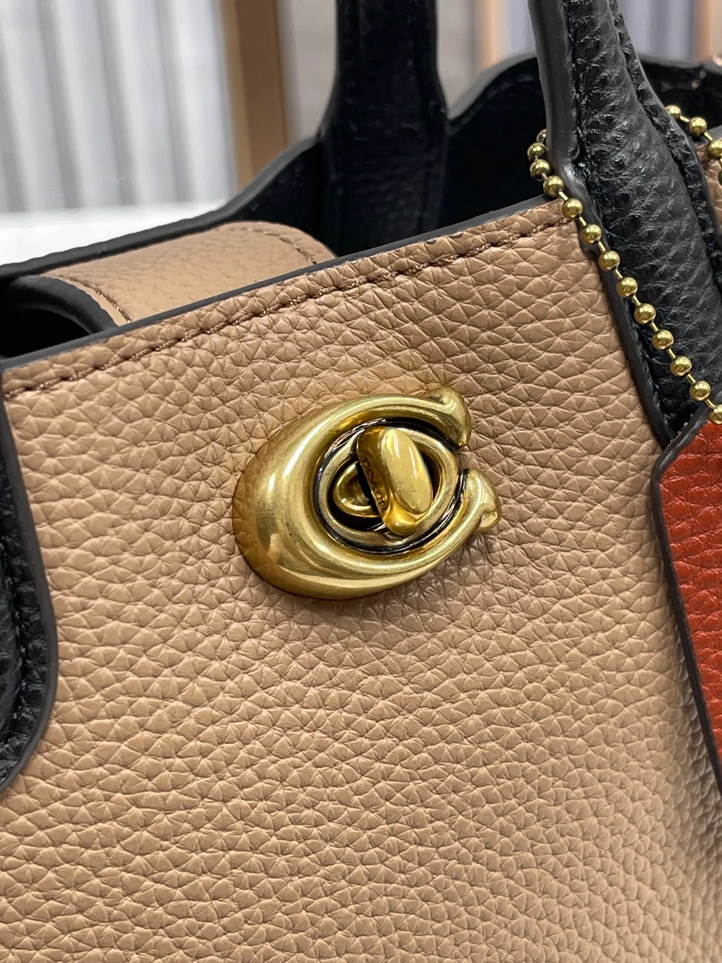 Batch 400💰Coach/Coach new counter 2024 CR676 CR675 new Willow tote bag mini size pebbled full cowhide, the bag has compartments and small girls can completely handle it, size: 16.5