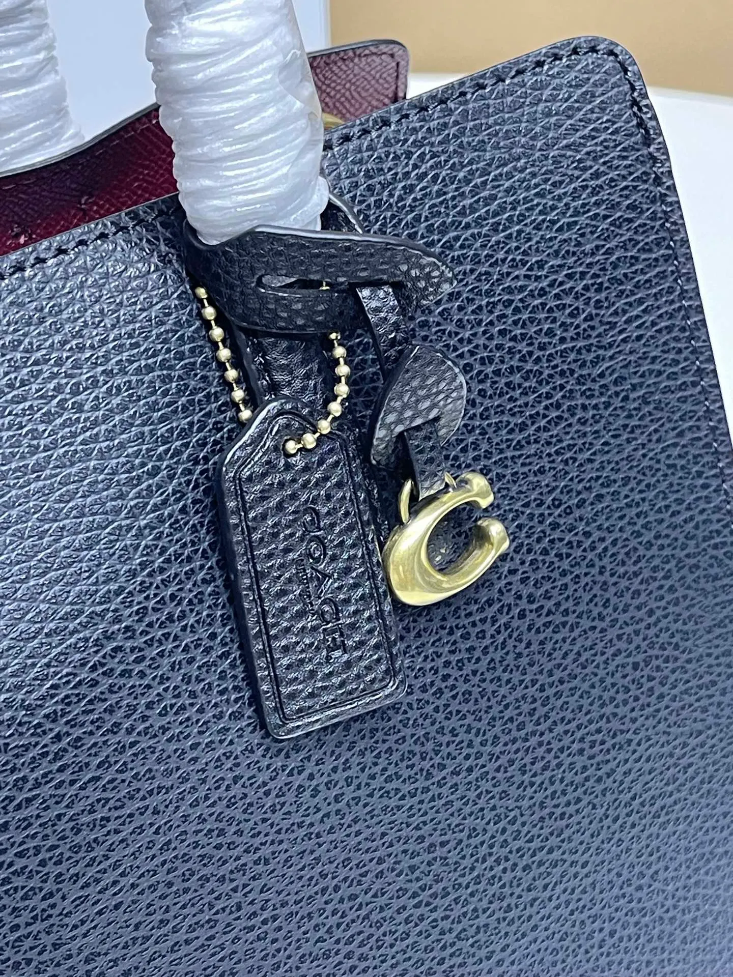 Top original order batch 460💰COACH/Coach new black women's classic logo CJ806 CARTER CARRYALL No. 28 handbag, size 28 20 10