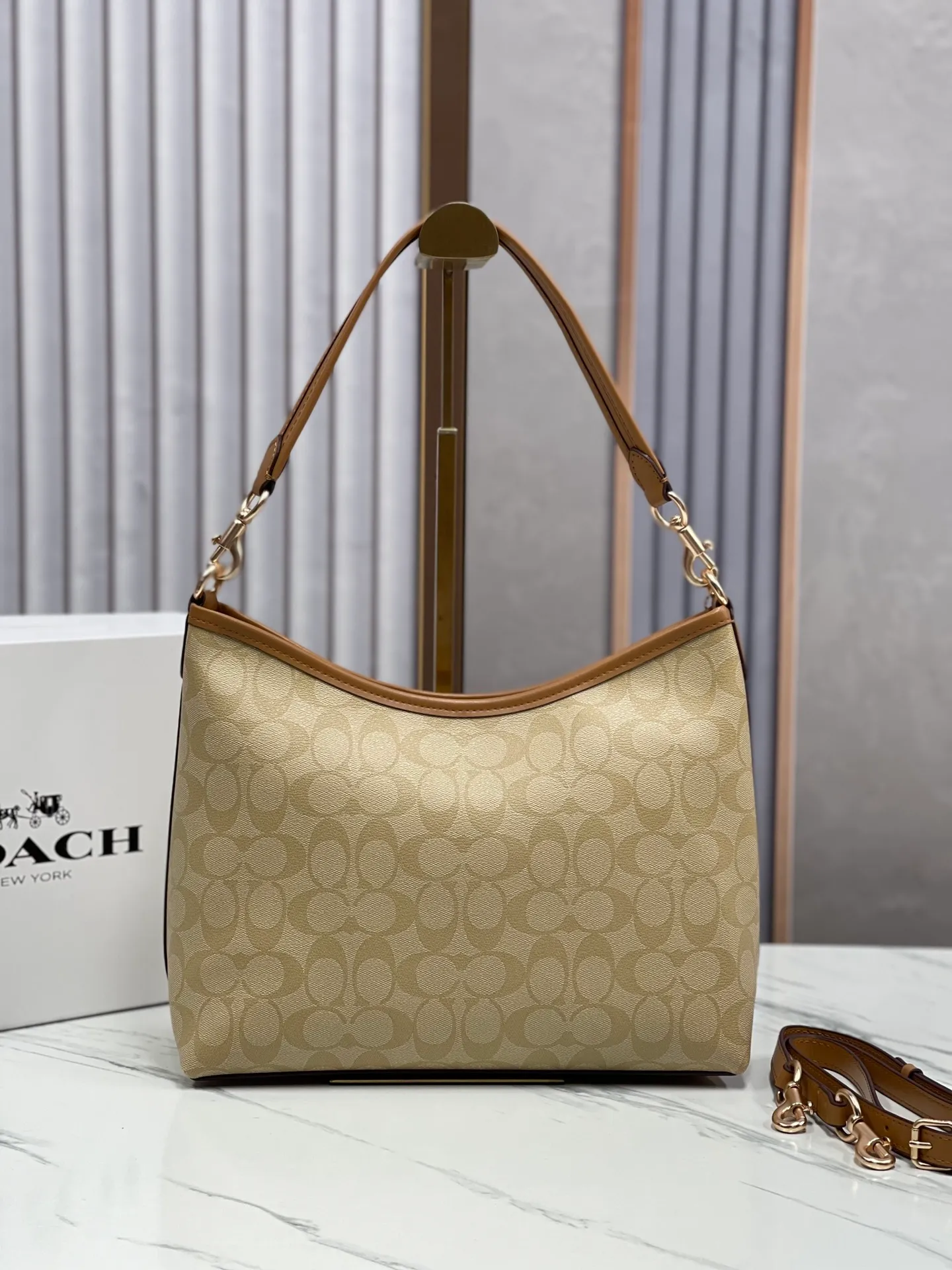 Top original order, batch 420💰Koujia counter synchronization. New underarm bag Laurela single shoulder crossbody portable hobo bag Style number: CR149 Size: 28-18-11cm