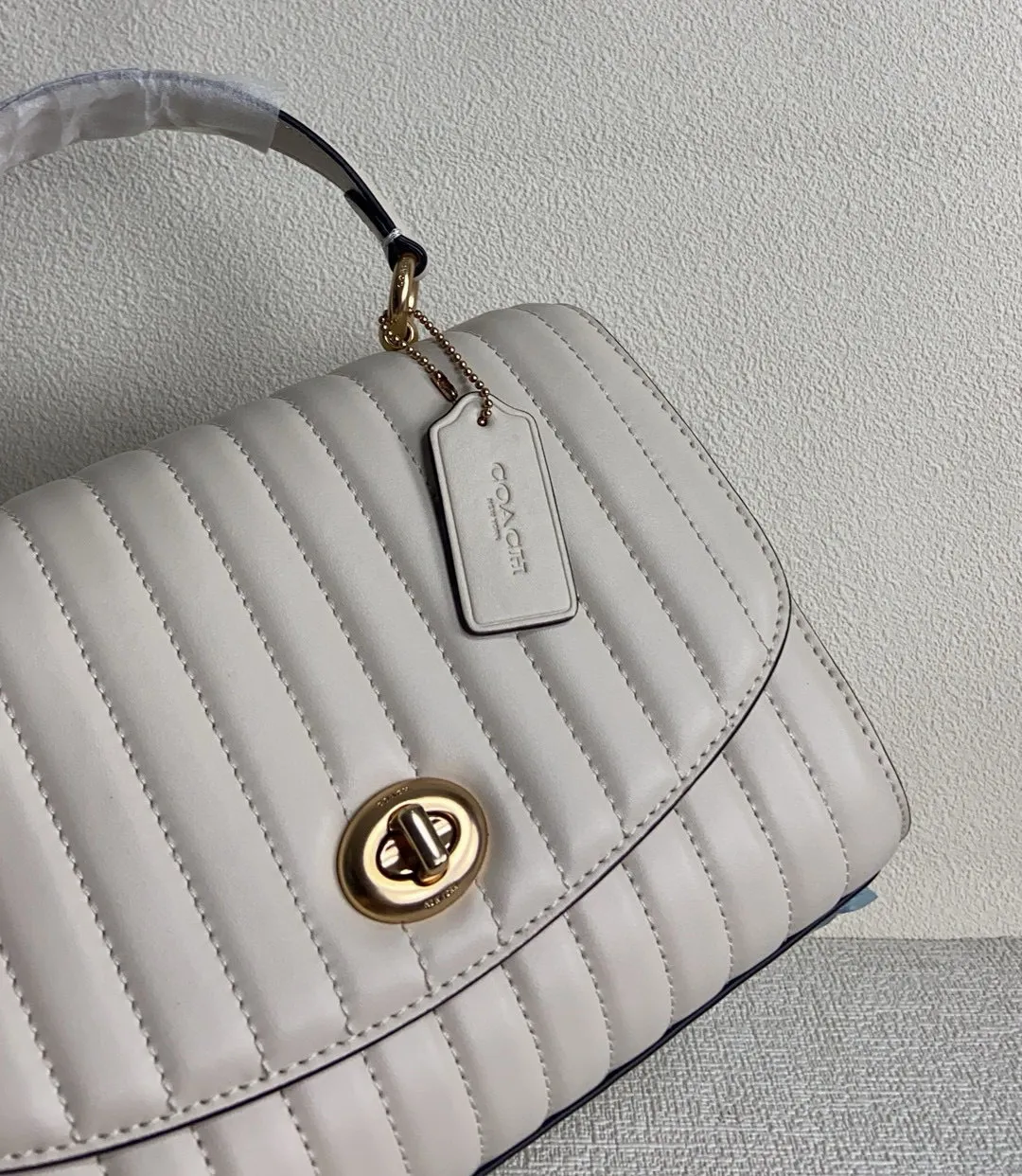 All Categories Coach Women's Bags (COACH) Coach 2562