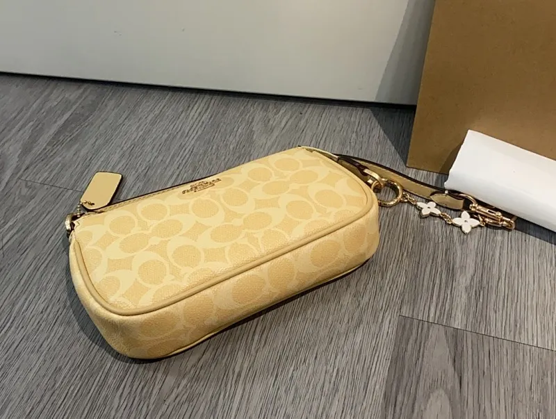 All Categories Coach Women's Bags (COACH) Coach cW426