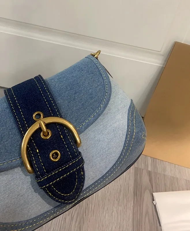 All Categories Coach Women's Bags (COACH) CR737